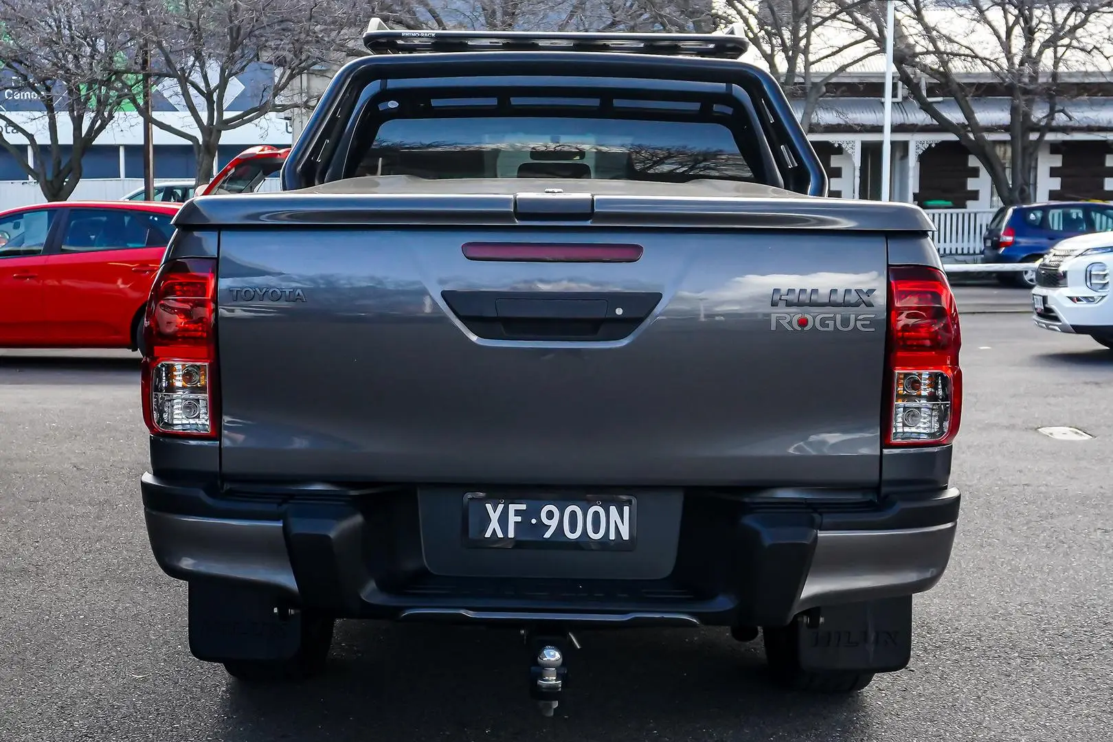 2018 Toyota Hilux Gallery Image 5