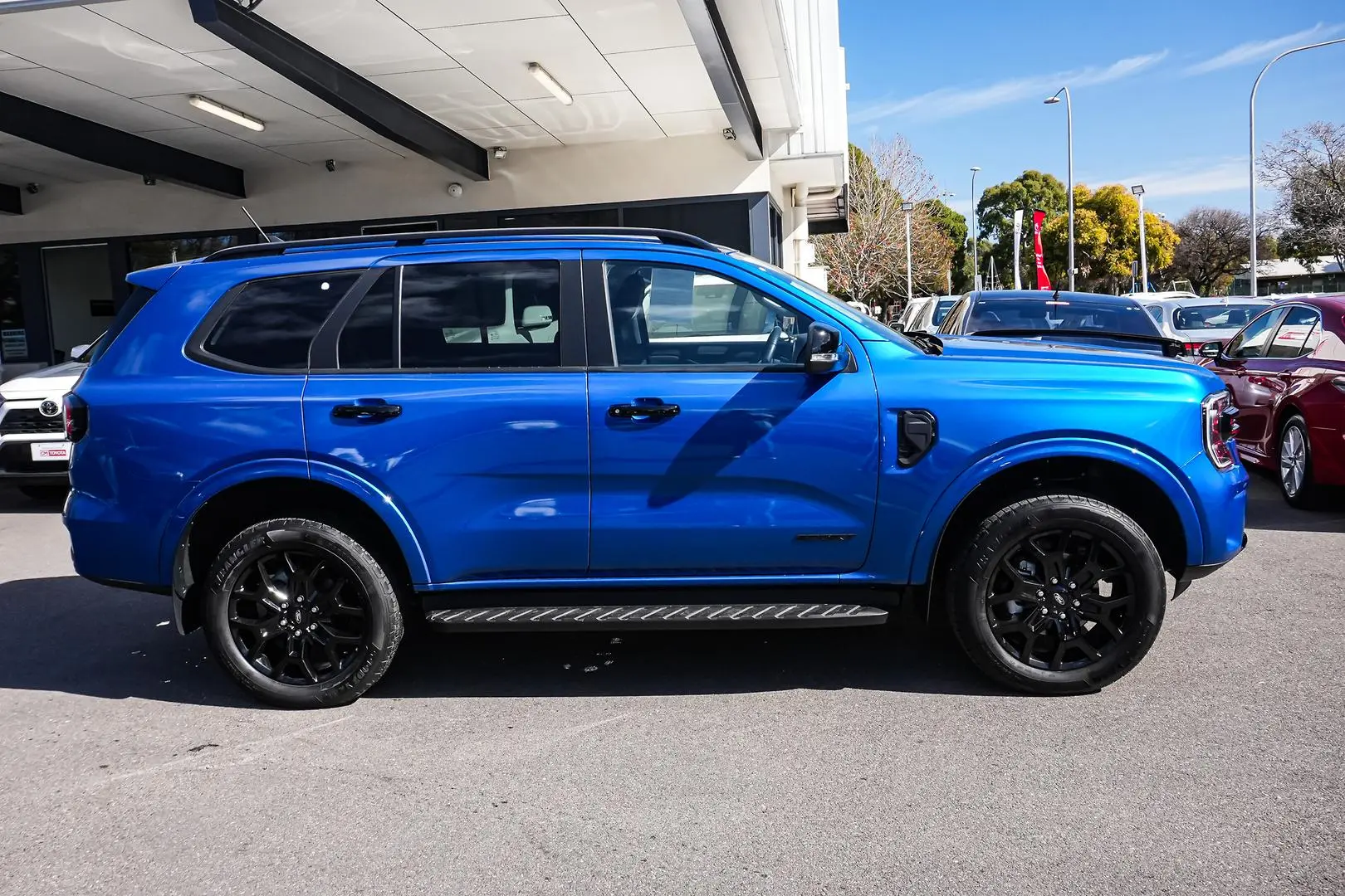 2024 Ford Everest Gallery Image 4