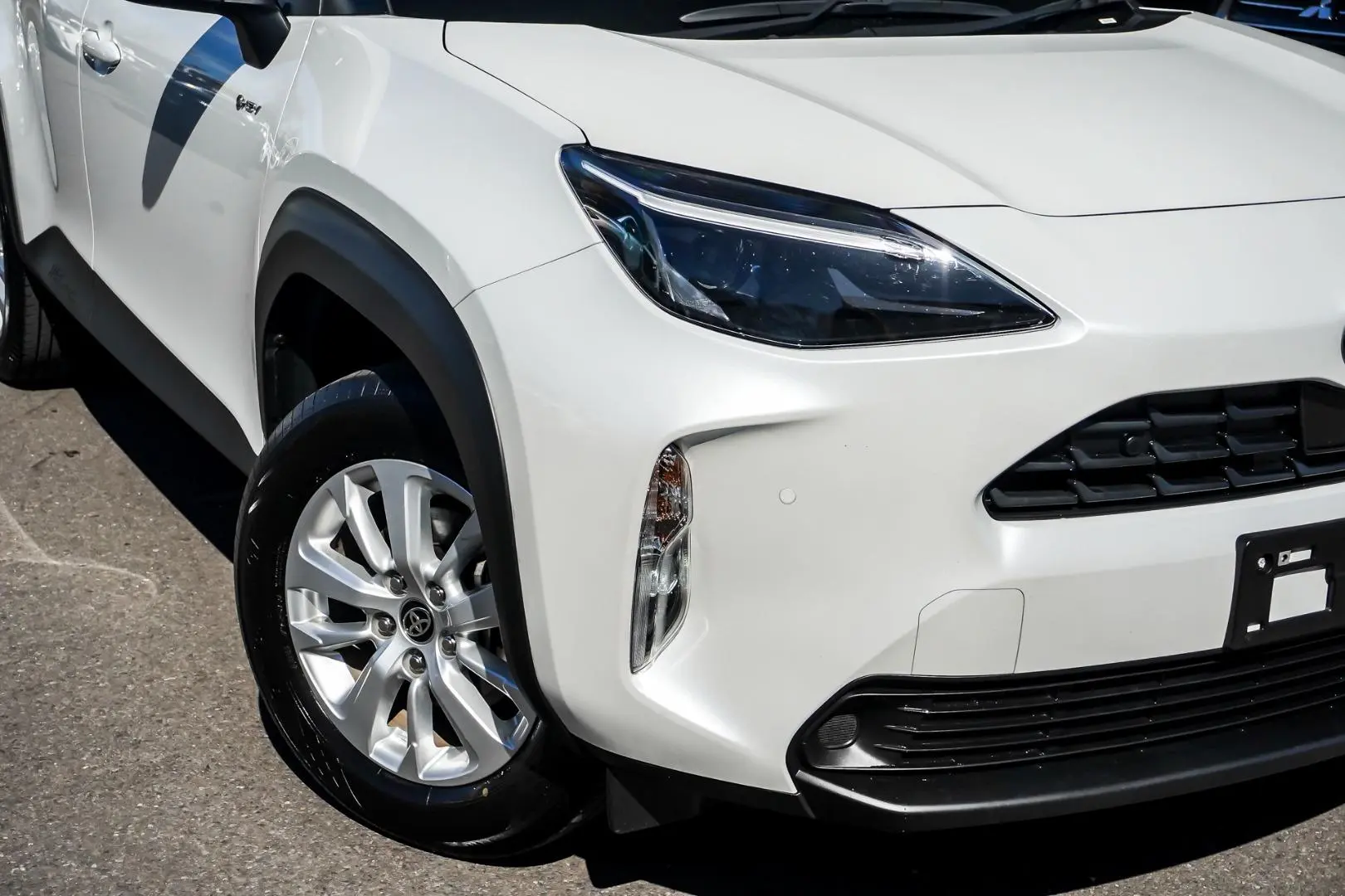 2025 Toyota Yaris Cross Gallery Image 11