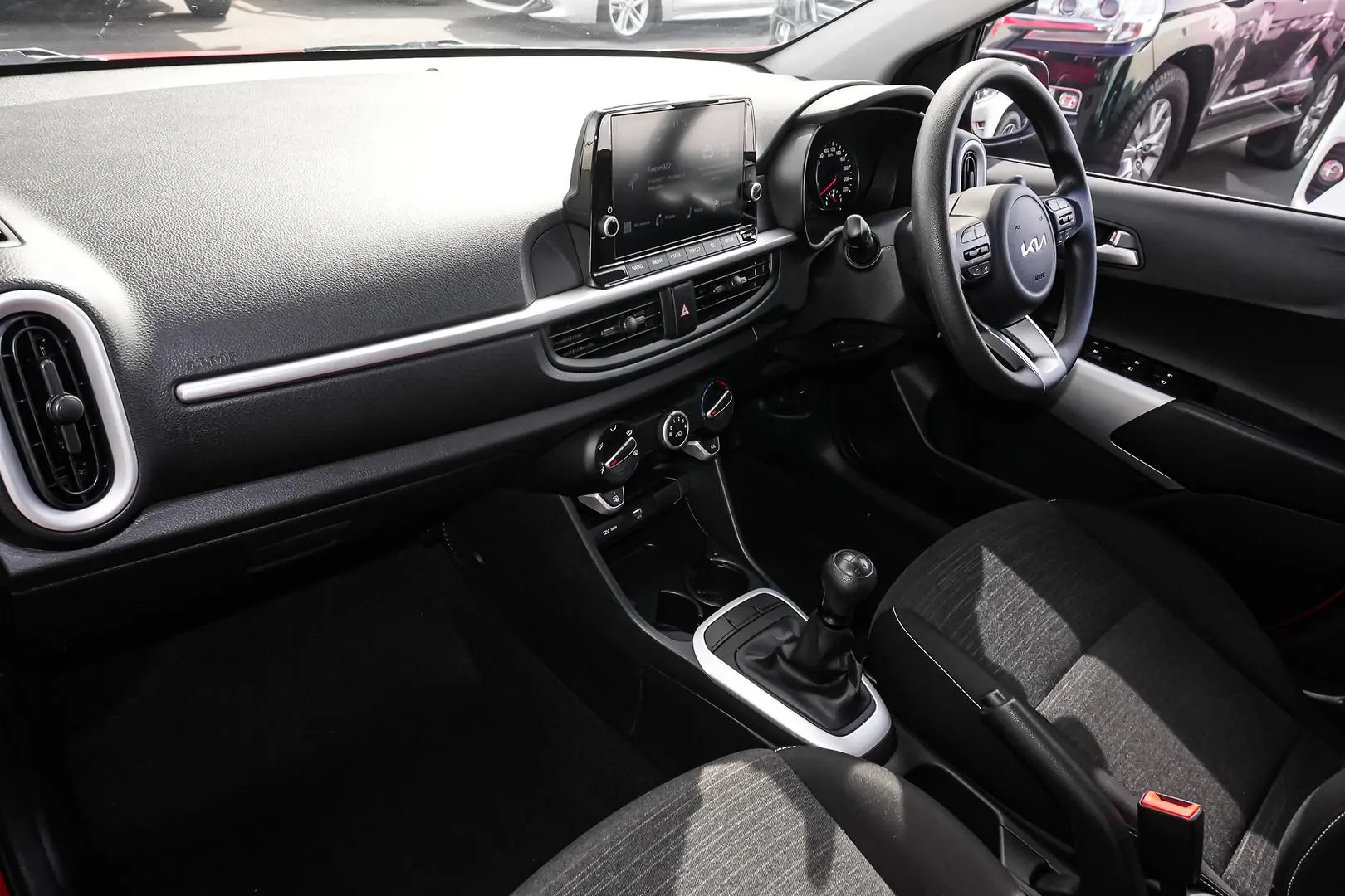 2022 Kia Picanto Gallery Image 11