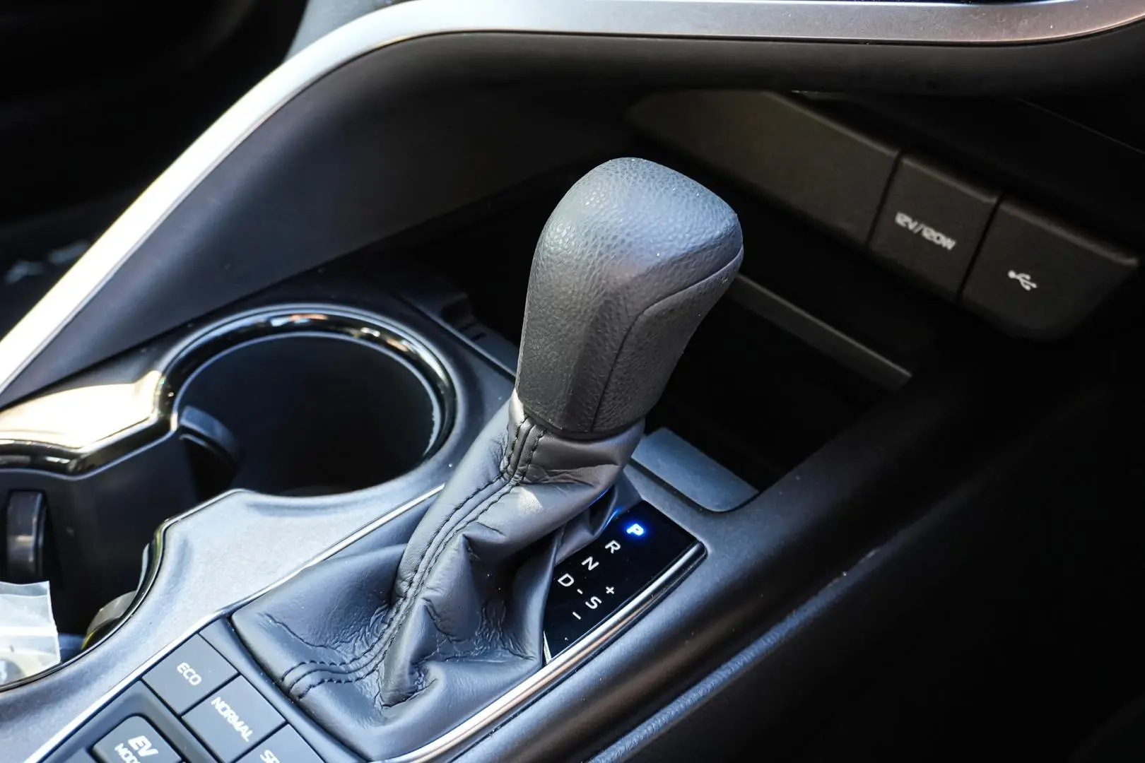 2024 Toyota Camry Gallery Image 19