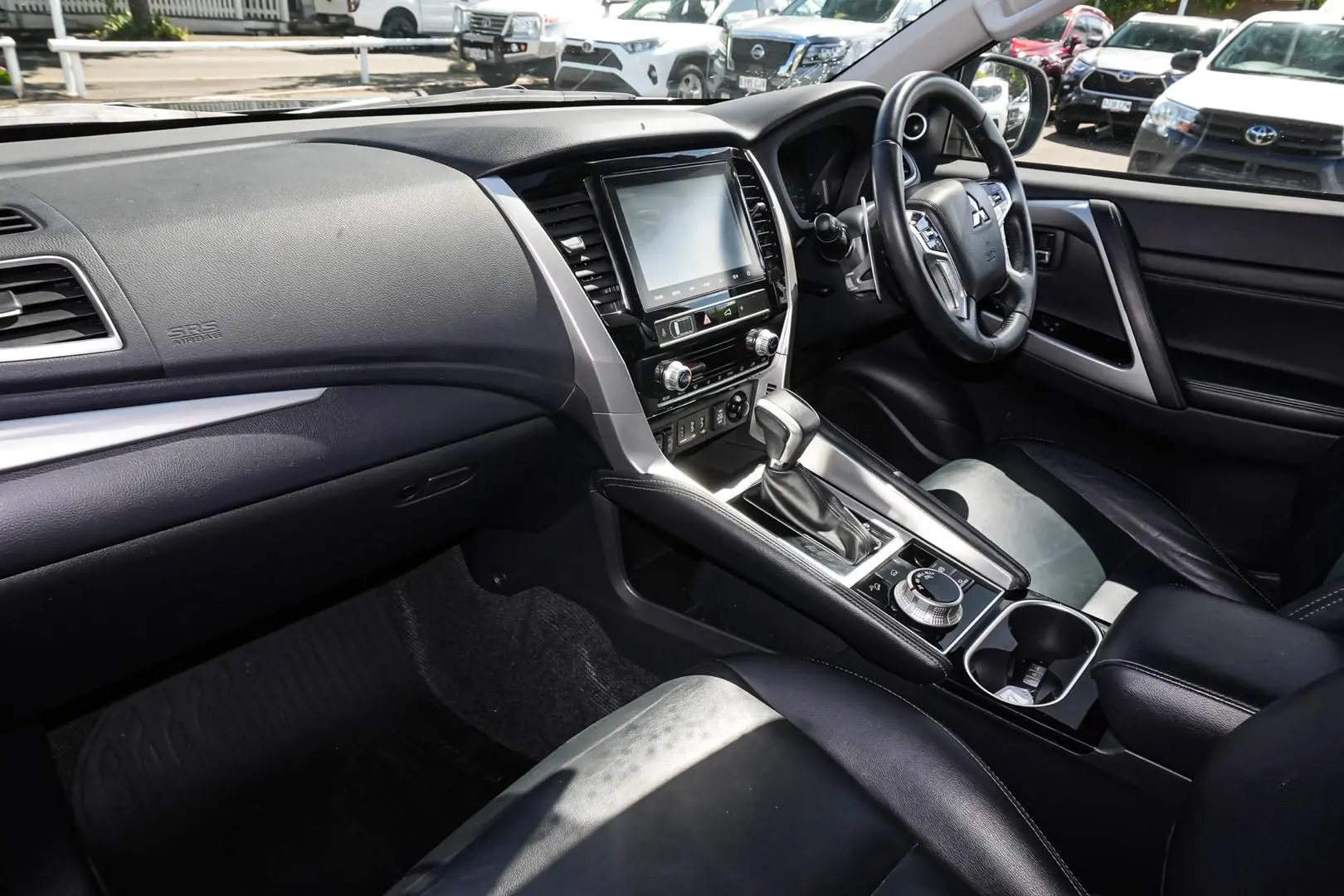 2024 Mitsubishi Pajero Sport Gallery Image 10