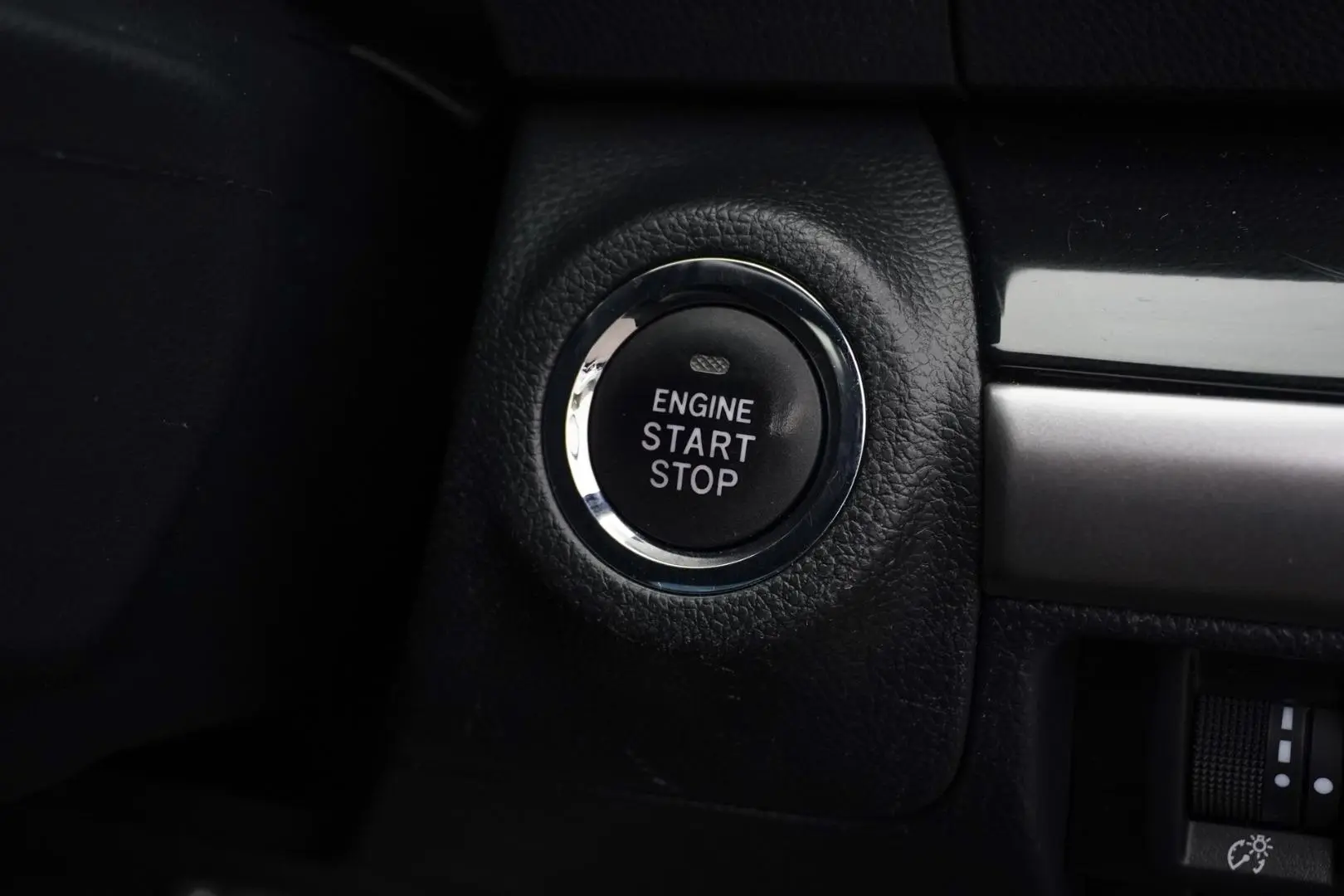 2018 Subaru Liberty Gallery Image 24
