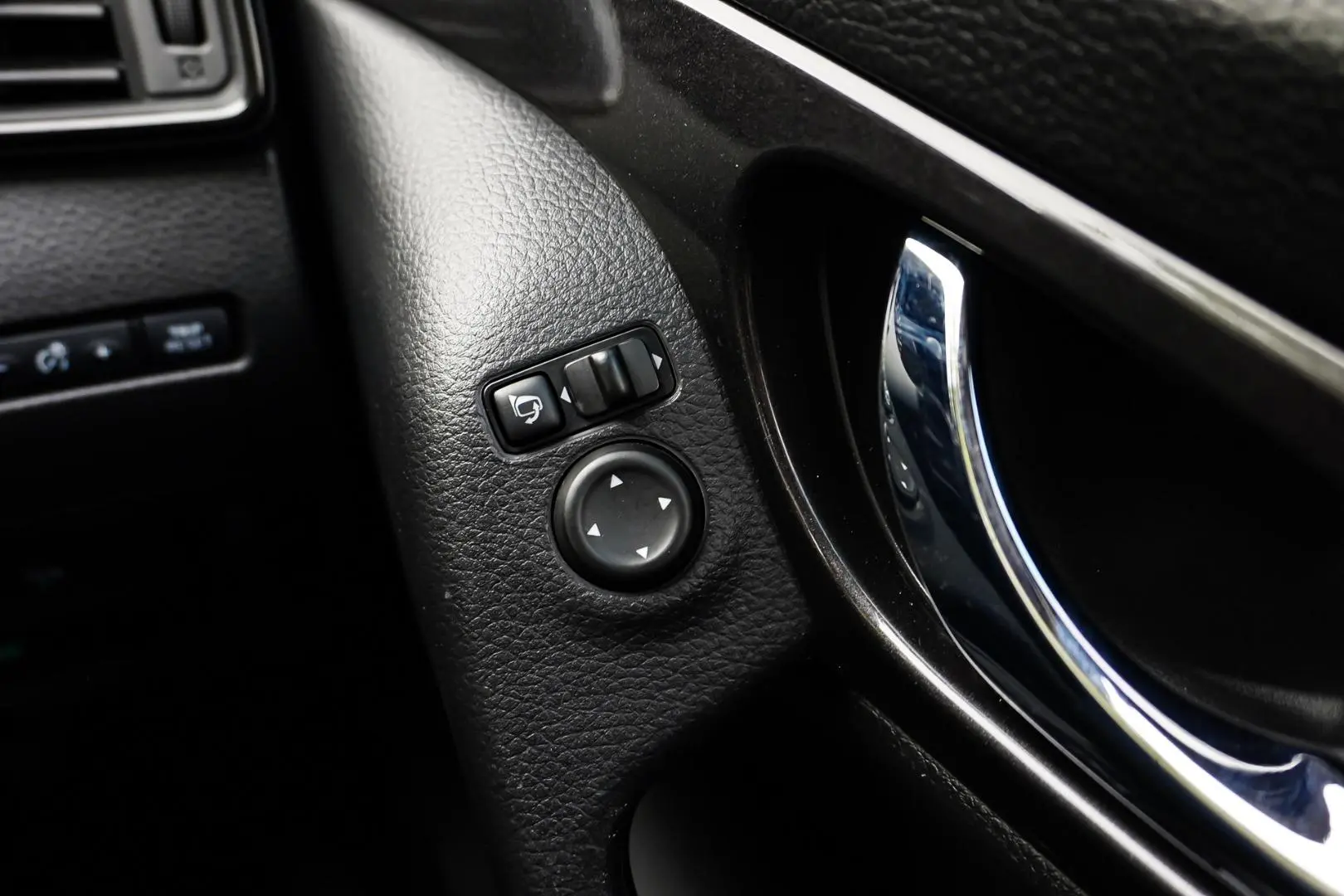 2019 Nissan X-TRAIL Gallery Image 22