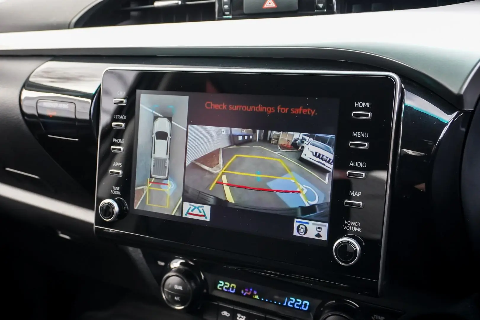 2024 Toyota Hilux Gallery Image 23