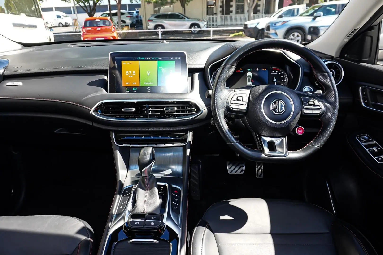 2022 MG HS Gallery Image 8