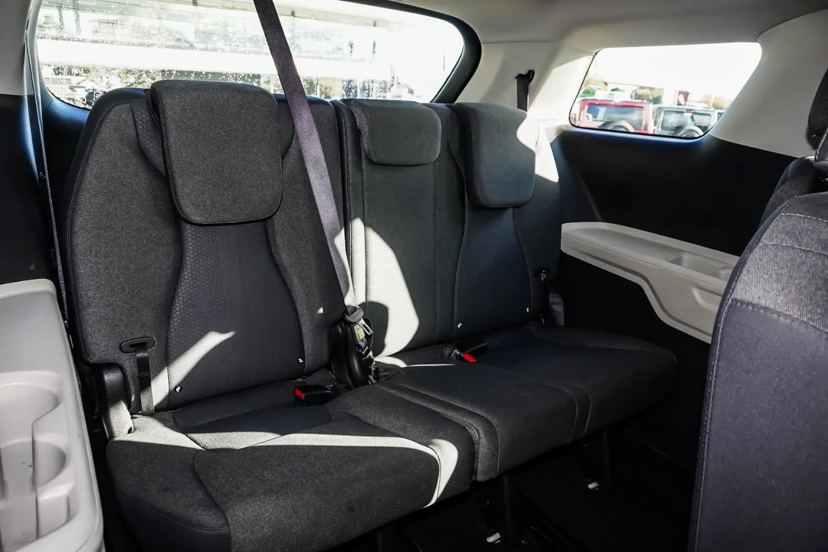 2022 Kia Carnival Gallery Image 8