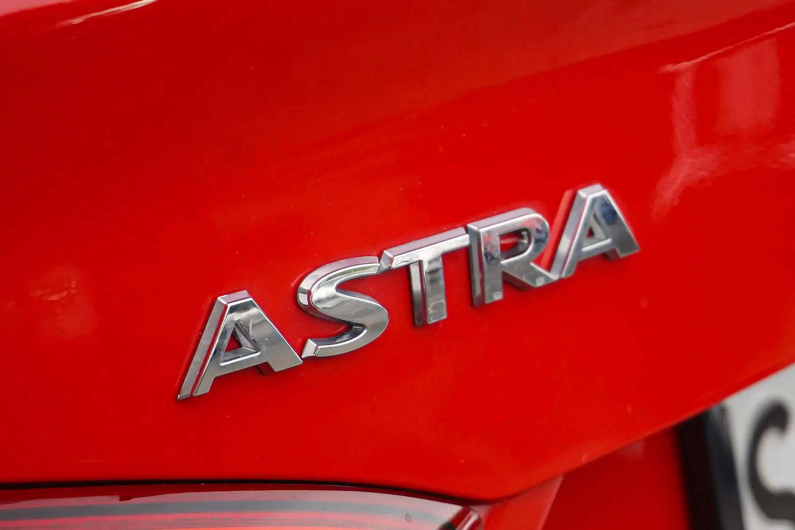 2017 Holden Astra Gallery Image 16