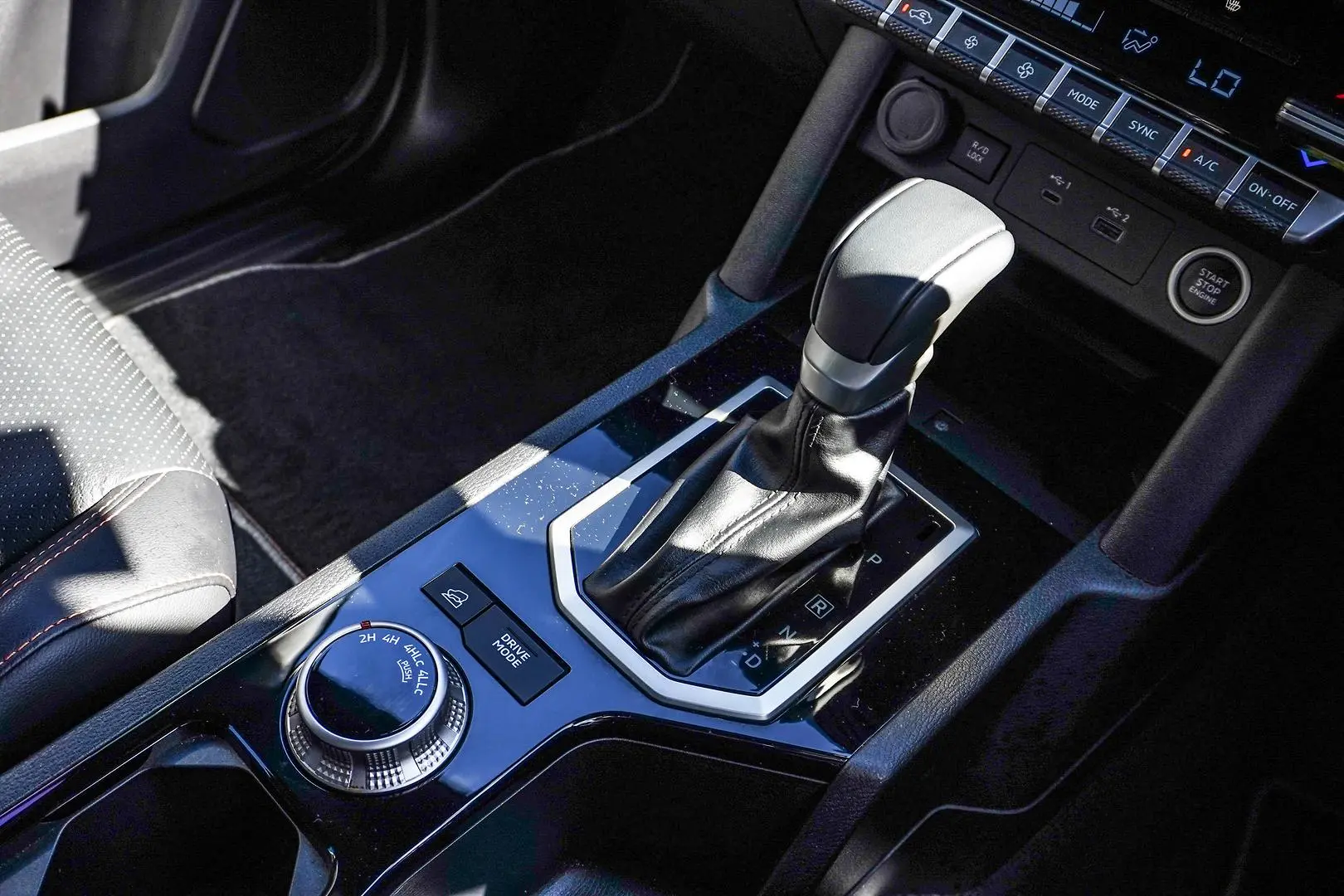 2024 Mitsubishi Triton Gallery Image 21