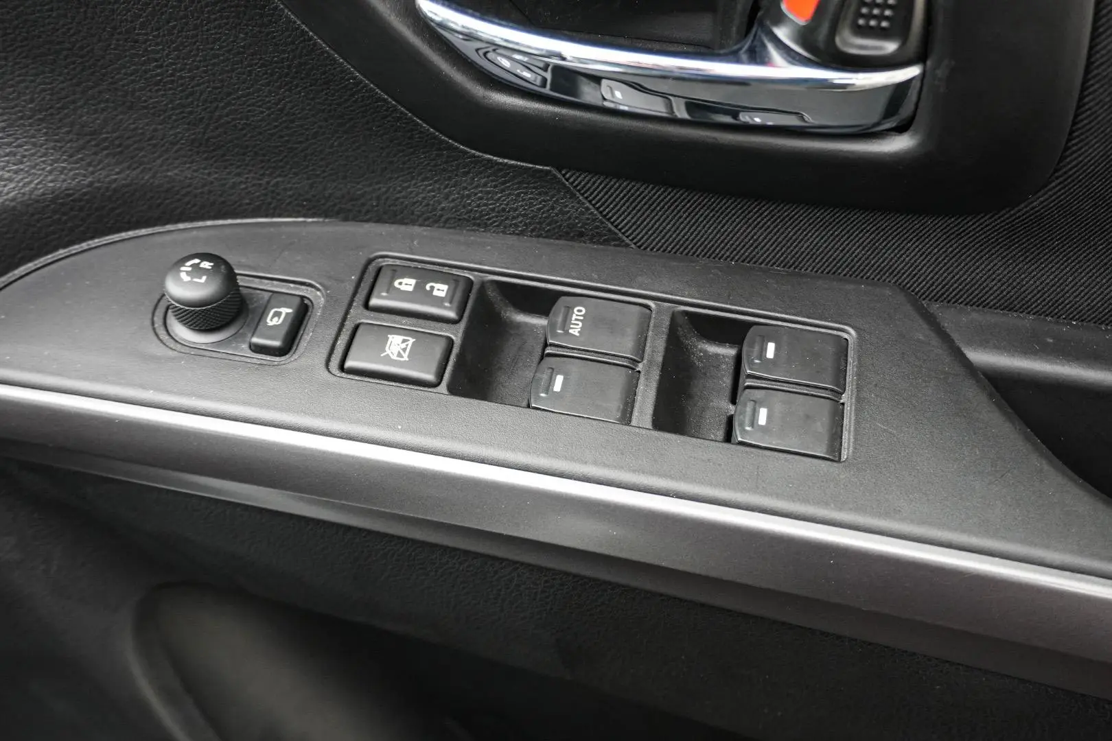 2024 Suzuki S-Cross Gallery Image 16