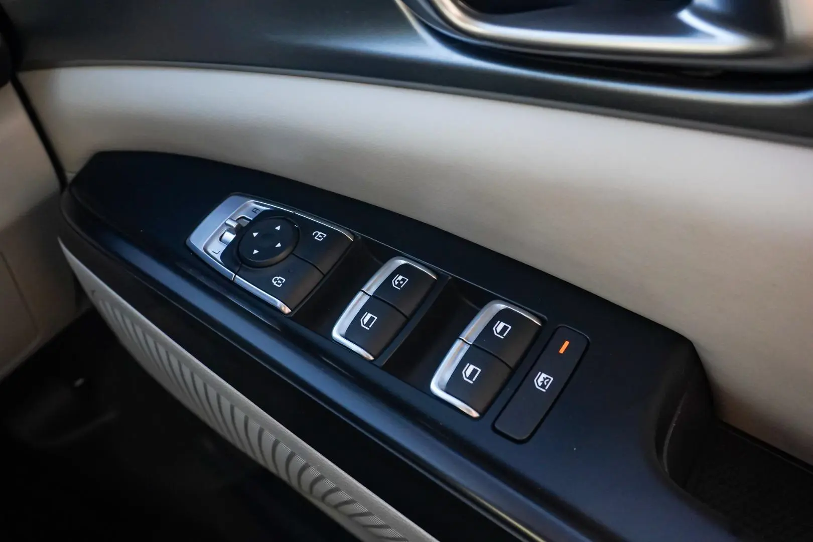2022 Kia Carnival Gallery Image 21