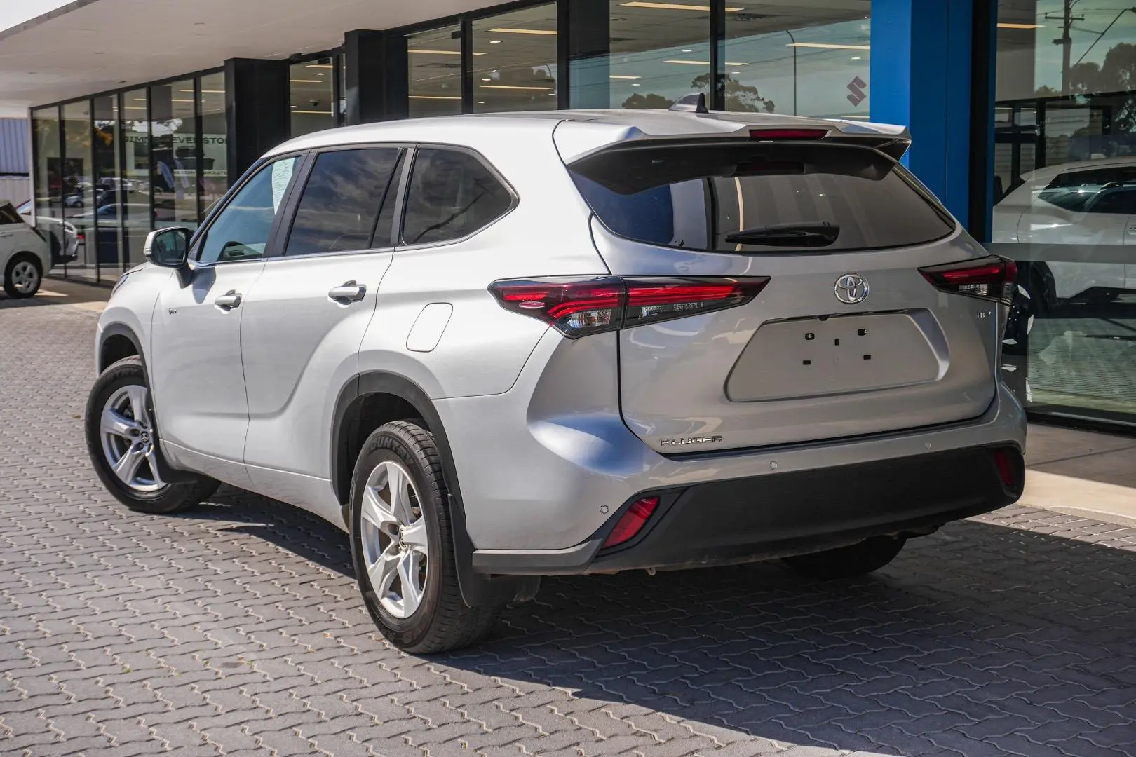 2025 Toyota Kluger Gallery Image 3