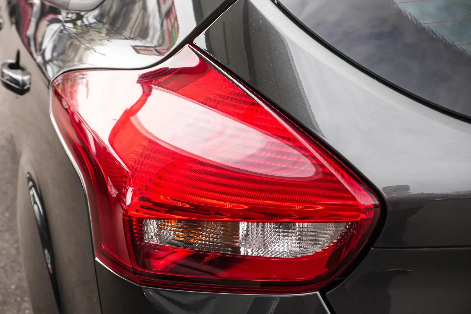 2016 Ford Focus Gallery Image 13