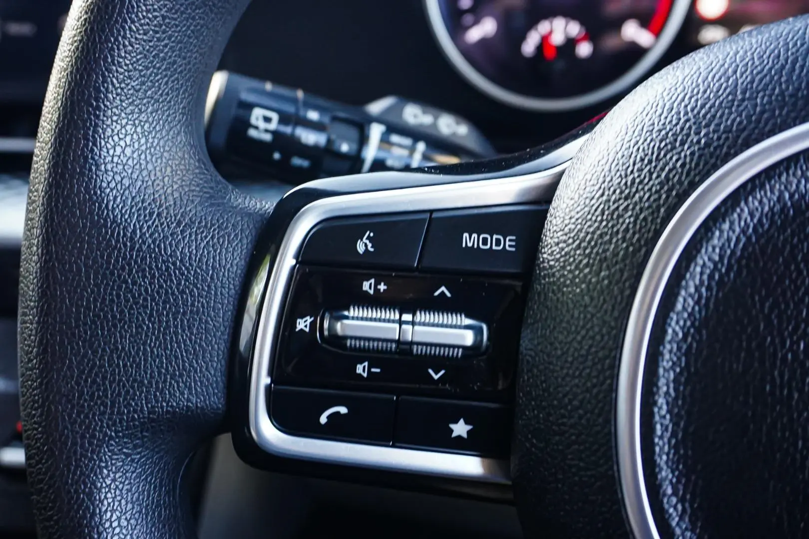 2022 Kia Carnival Gallery Image 19