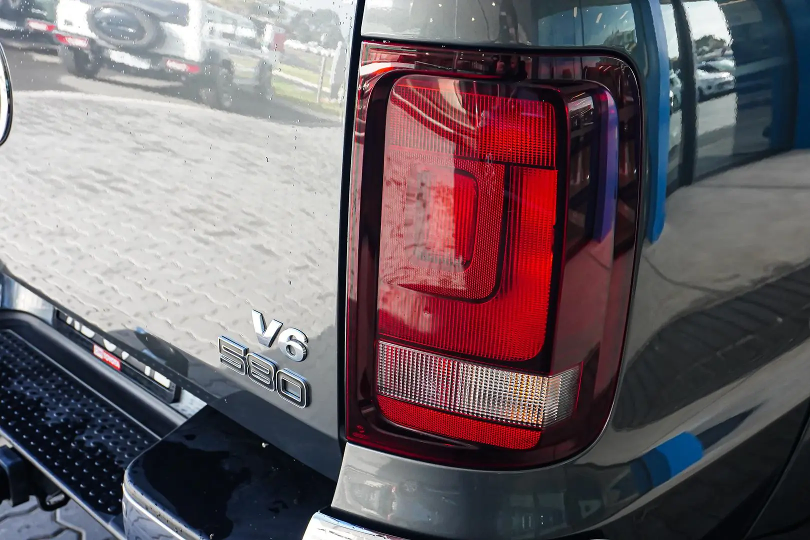 2020 Volkswagen Amarok Gallery Image 14