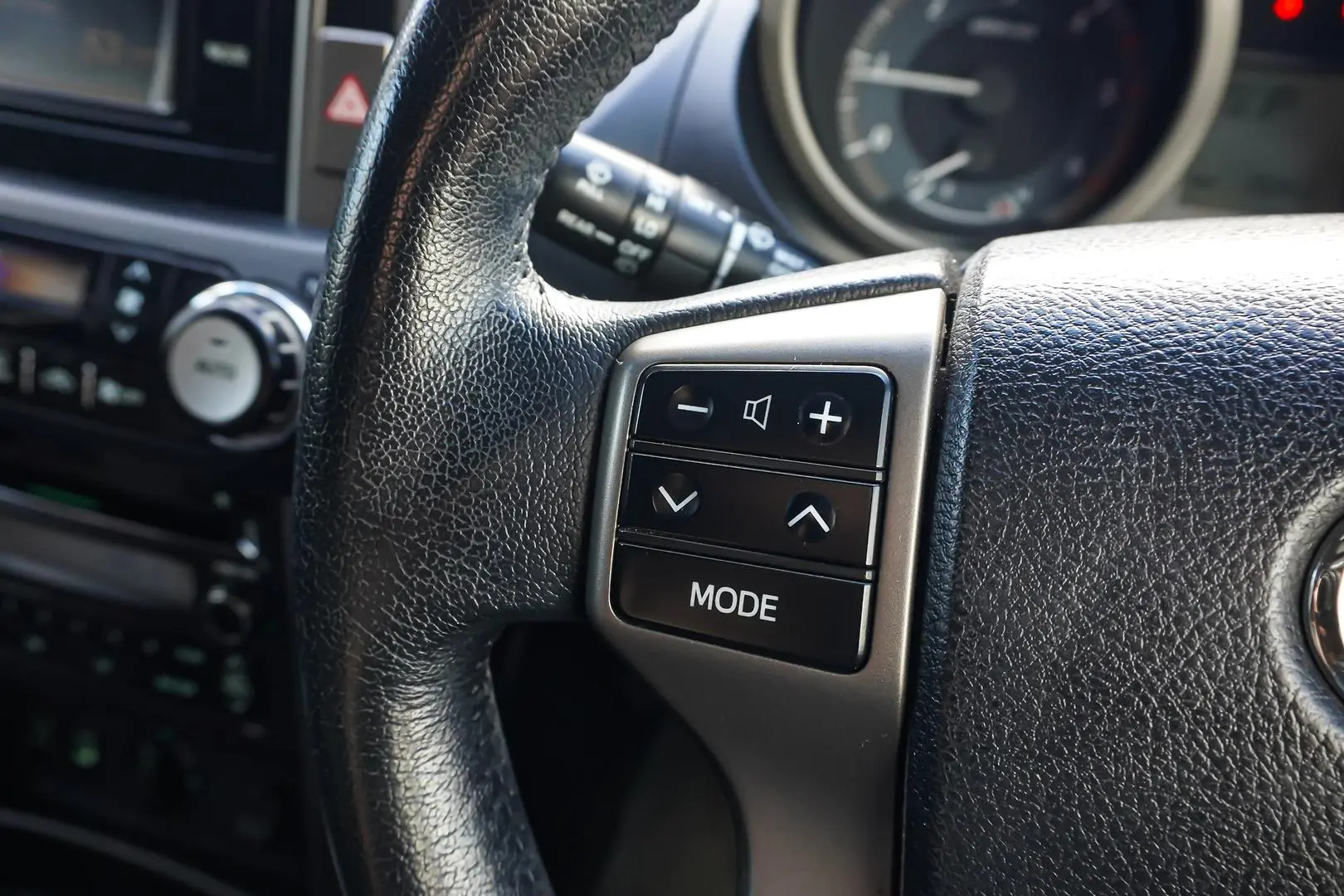 2012 Toyota Landcruiser Prado Gallery Image 19