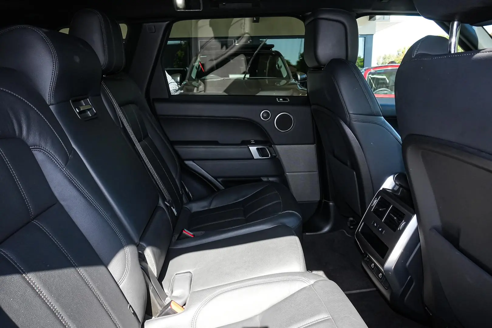 2021 Land Rover Range Rover Sport Gallery Image 7