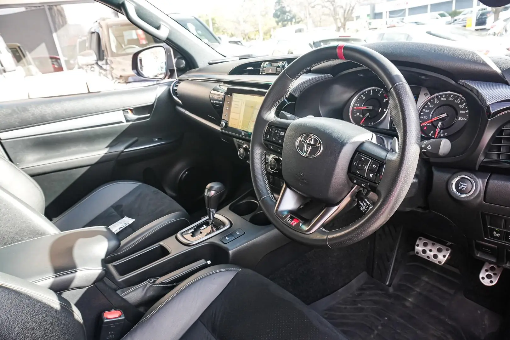 2023 Toyota Hilux Gallery Image 6