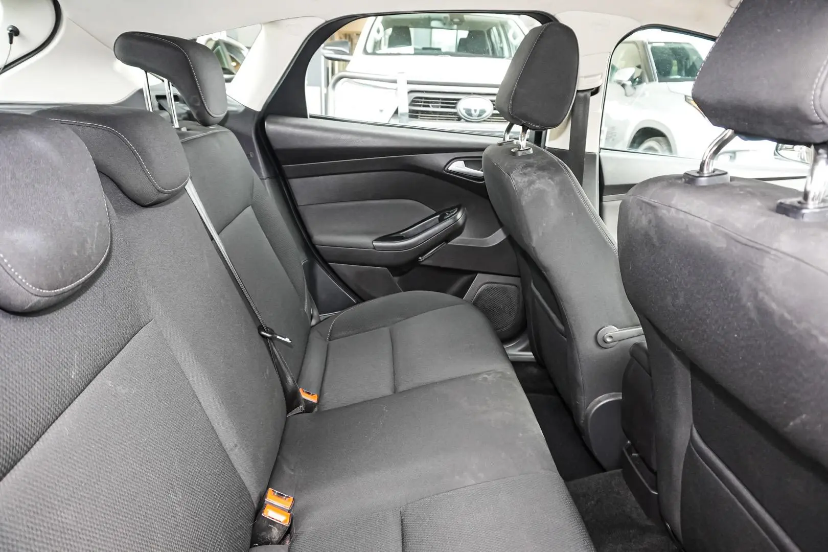 2016 Ford Focus Gallery Image 8