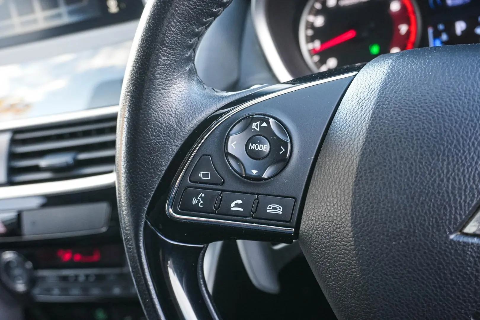 2019 Mitsubishi Eclipse Cross Gallery Image 19