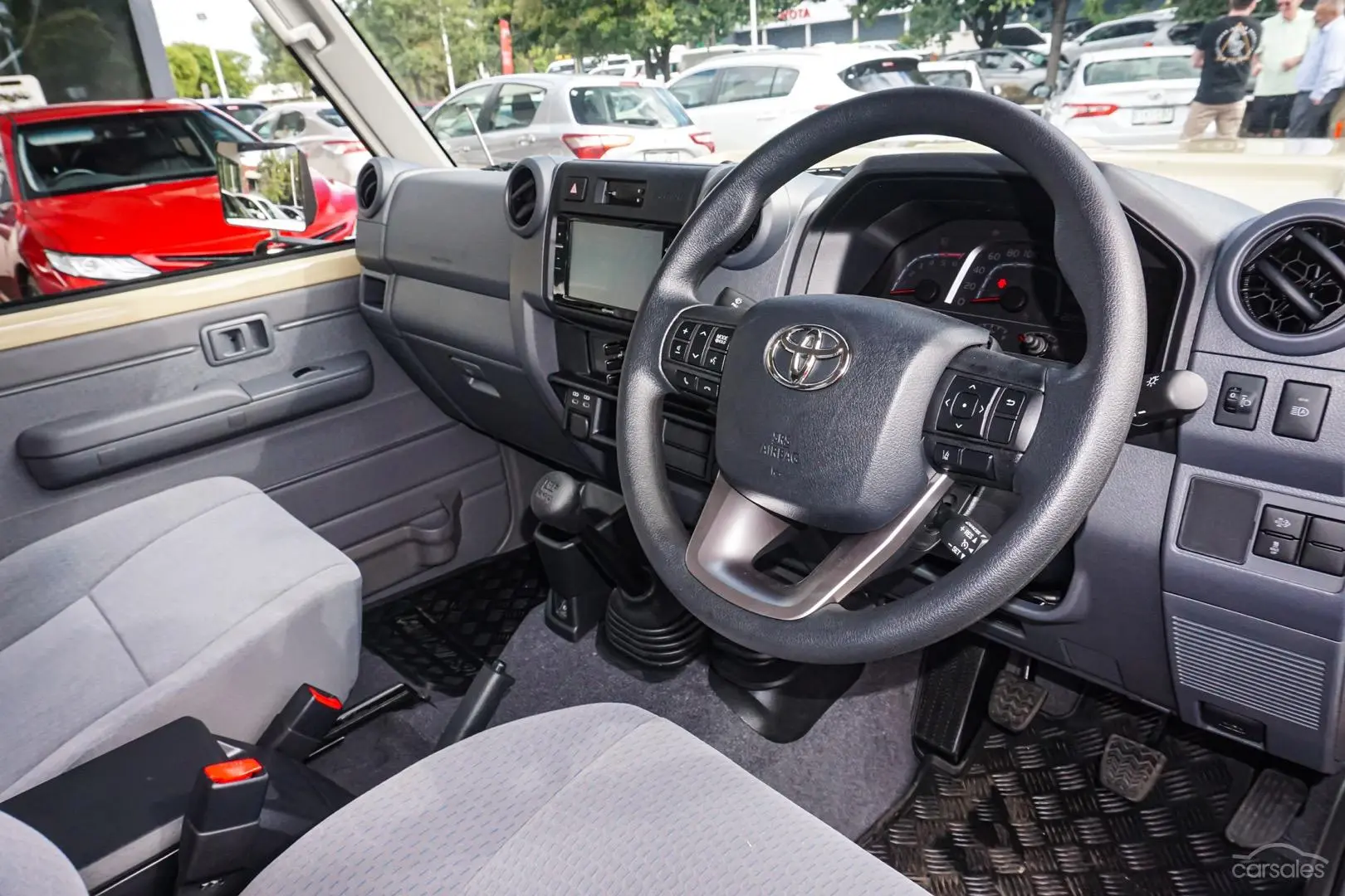 2023 Toyota Landcruiser Image 7