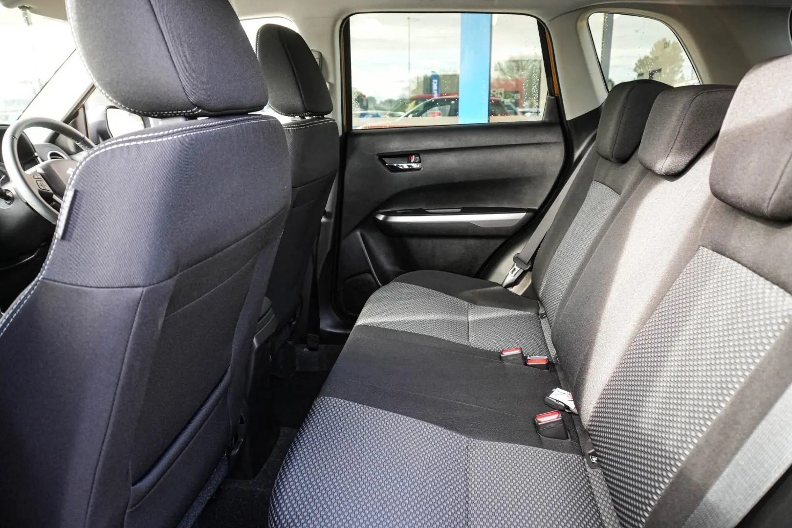 2024 Suzuki Vitara Gallery Image 8