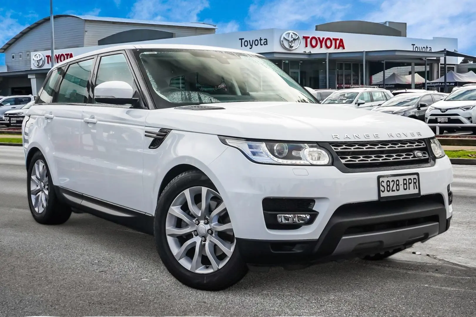 2017 Land Rover Range Rover Sport Image