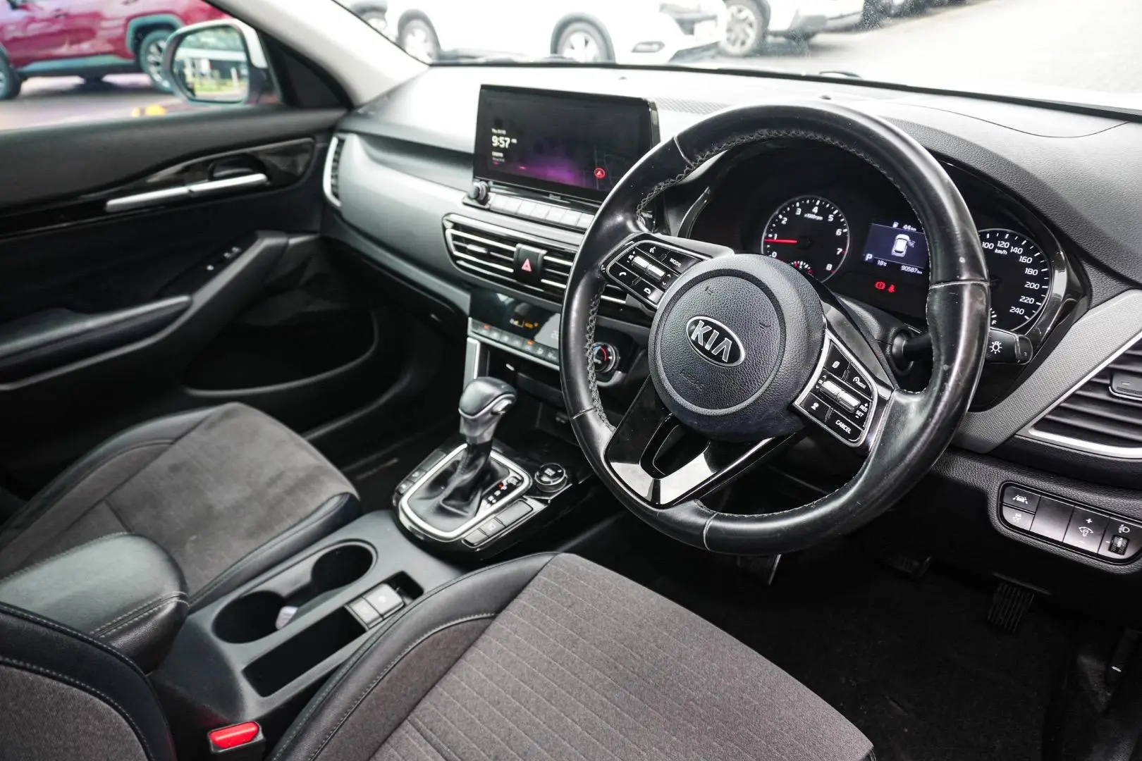 2020 Kia Seltos Gallery Image 15