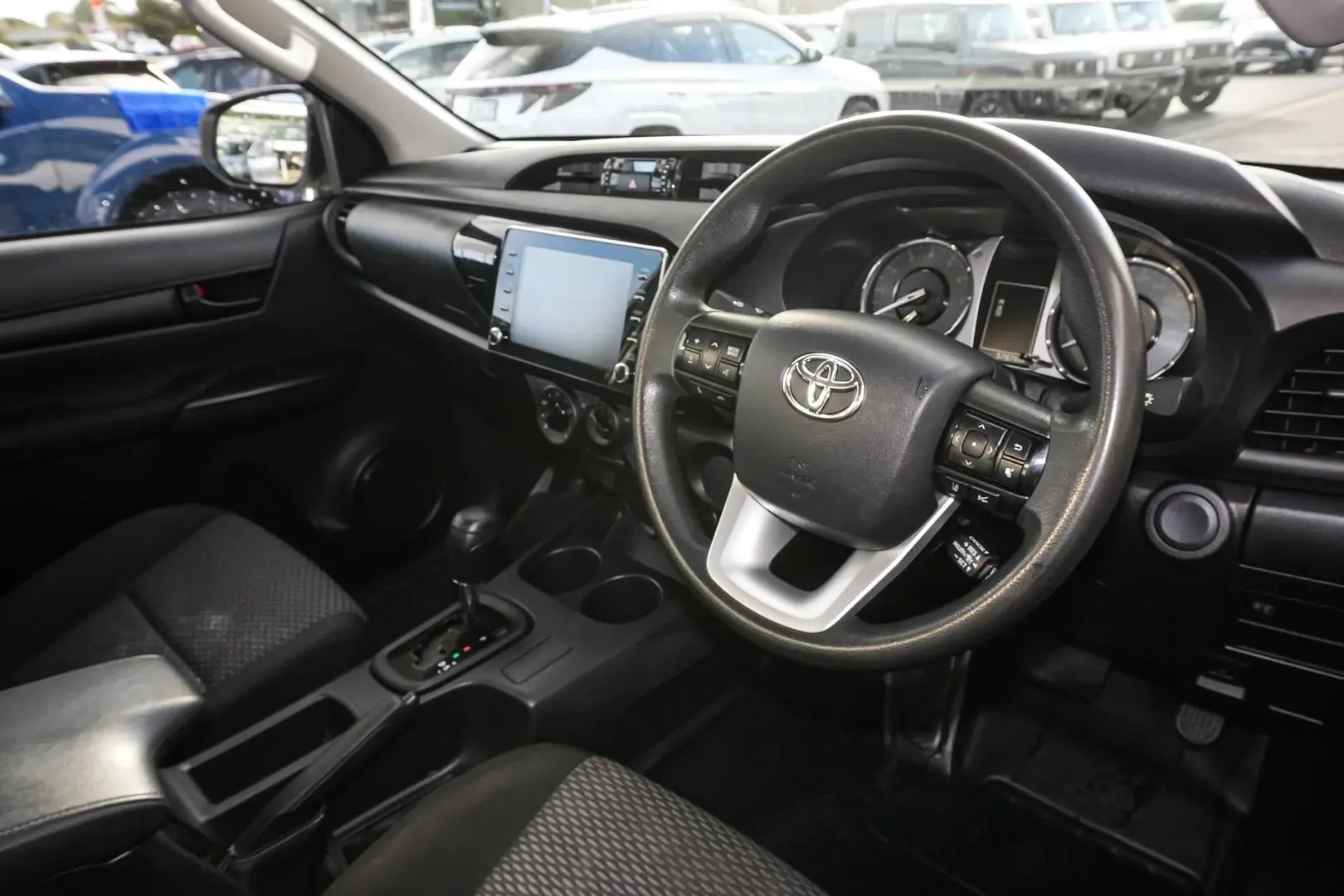 2023 Toyota Hilux Gallery Image 8