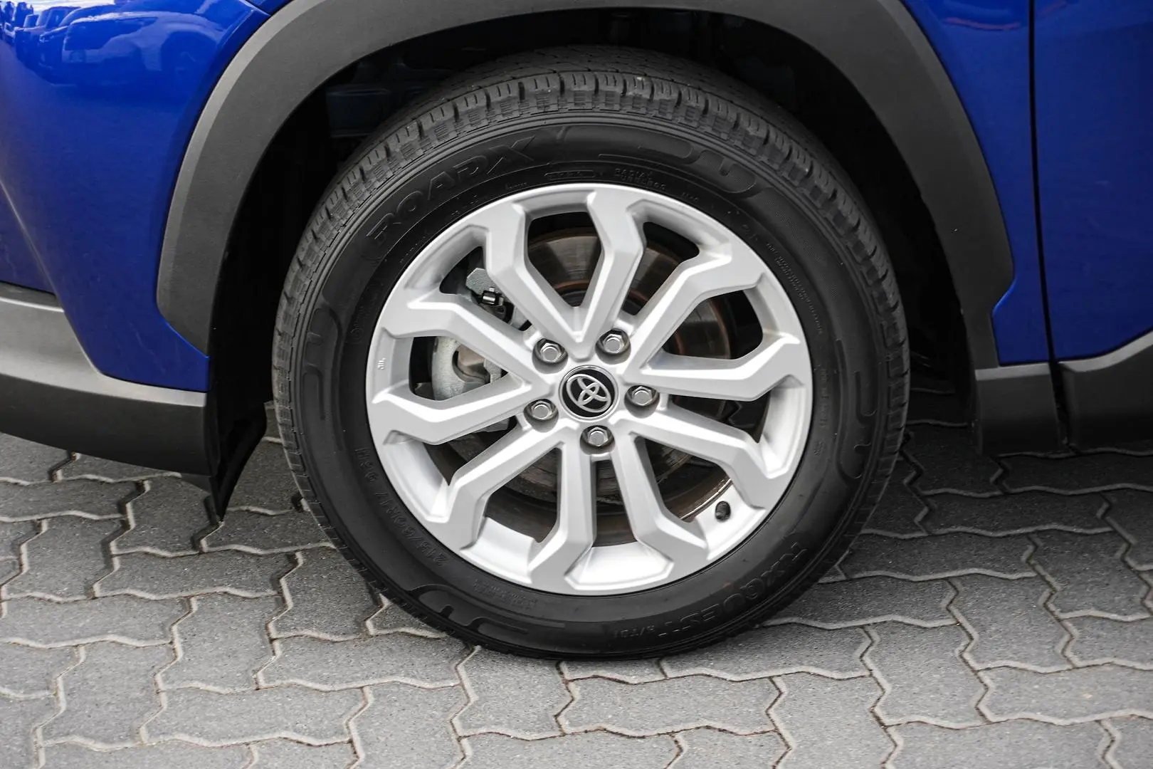2023 Toyota Corolla Cross Gallery Image 13