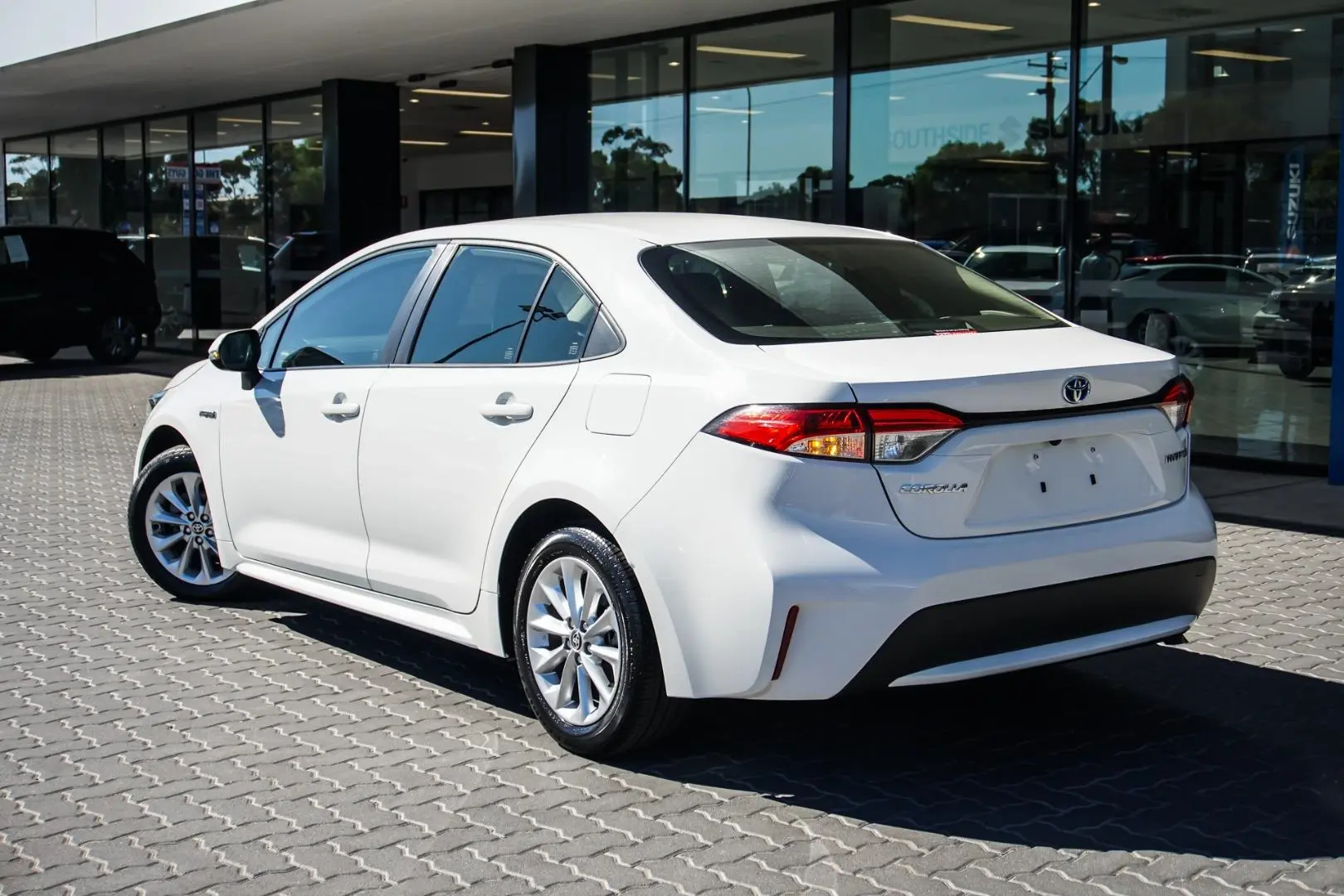 2022 Toyota Corolla Gallery Image 2