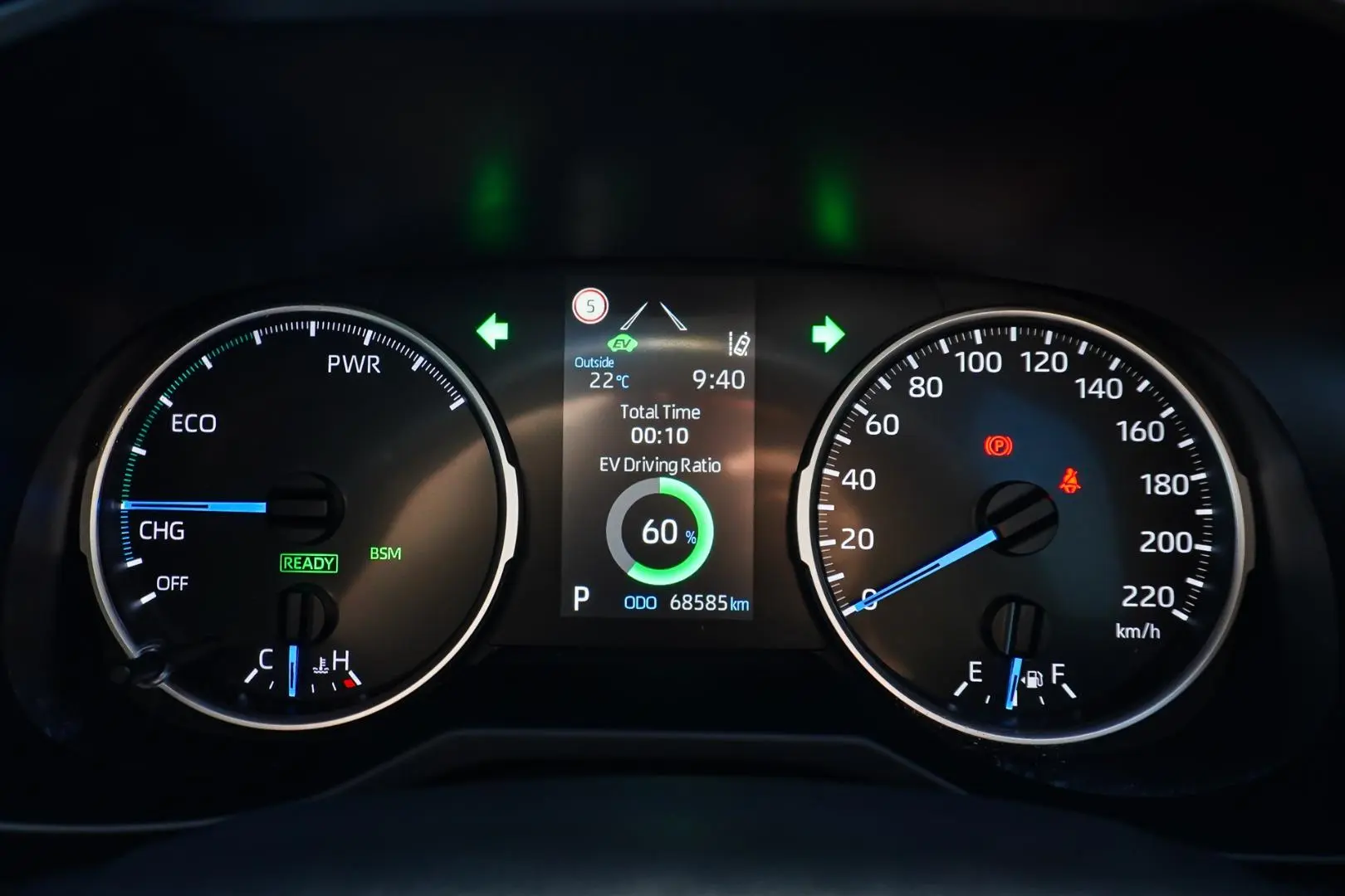 2022 Toyota RAV4 Gallery Image 18