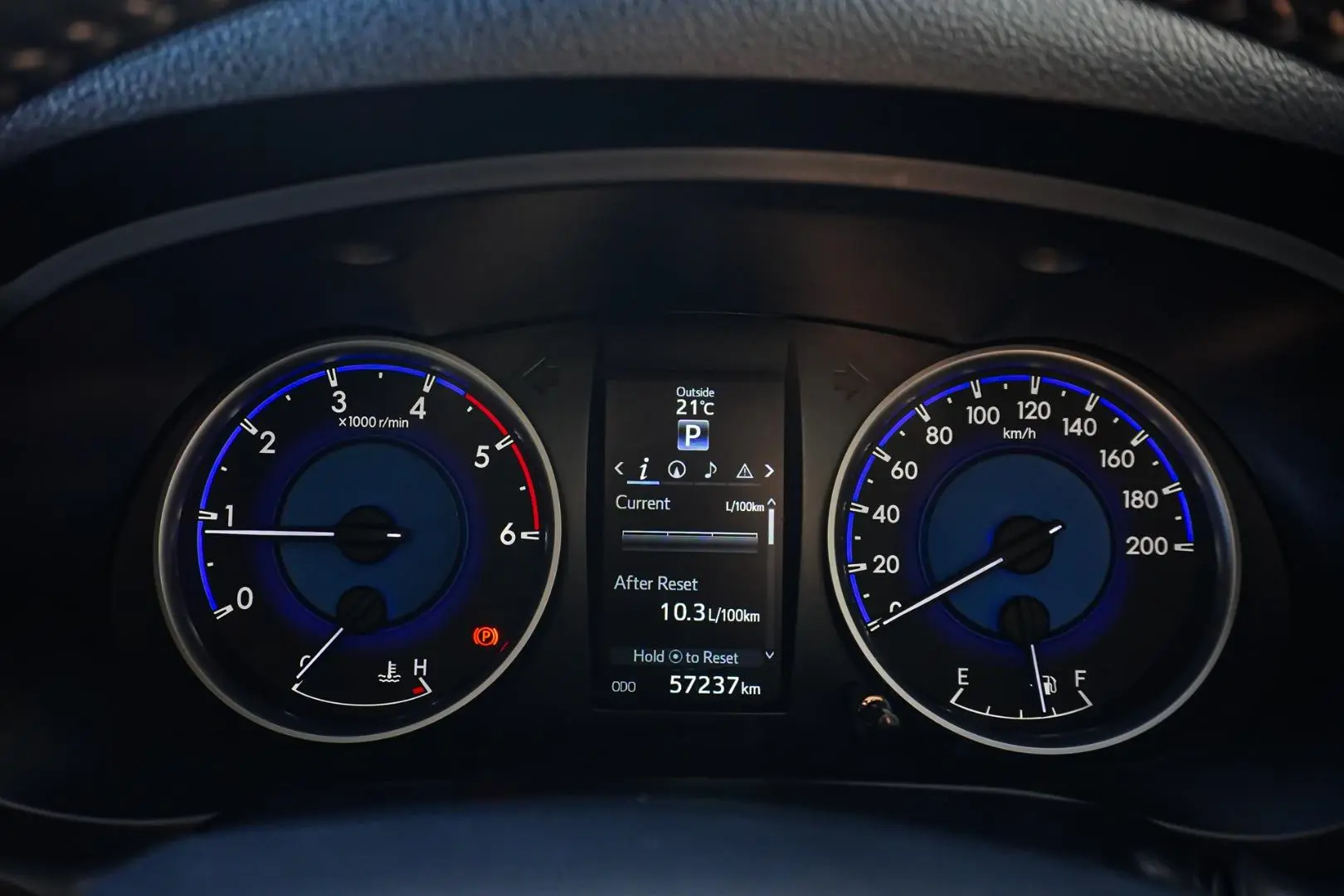 2019 Toyota Hilux Gallery Image 18