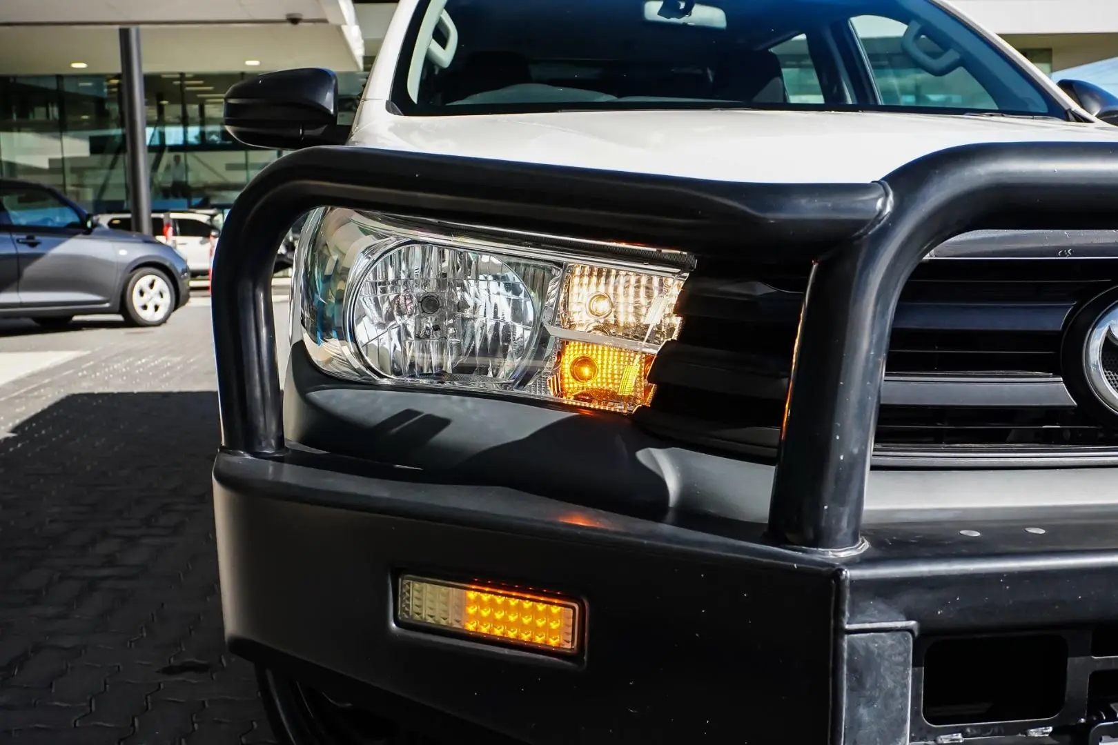 2018 Toyota Hilux Gallery Image 13