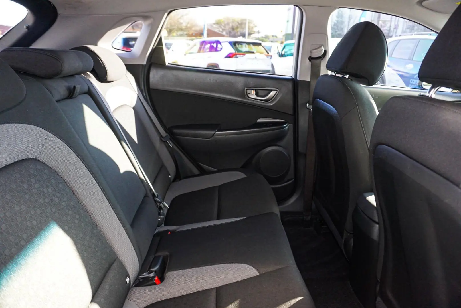 2020 Hyundai Kona Gallery Image 9