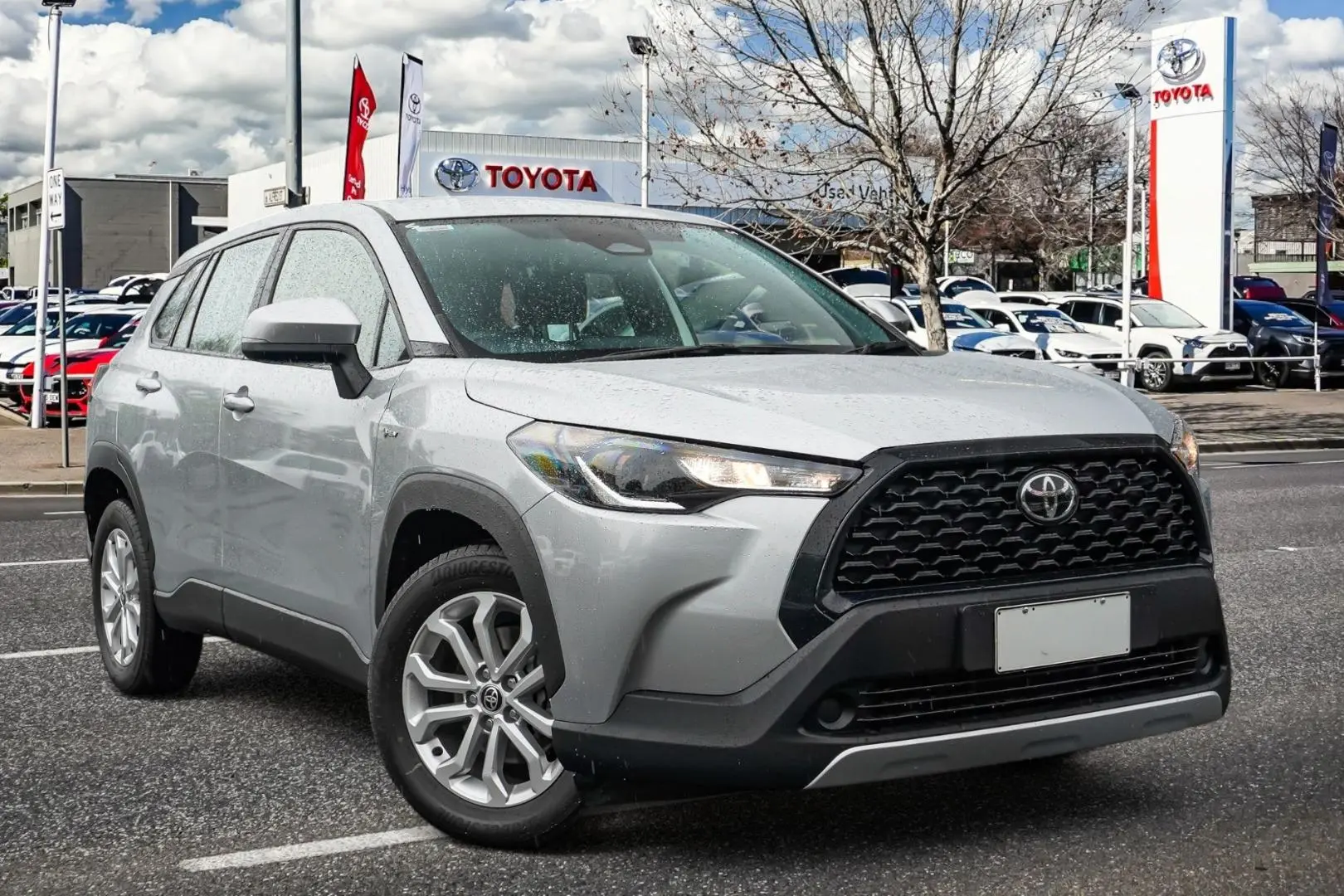 2025 Toyota Corolla Cross Gallery Image 1