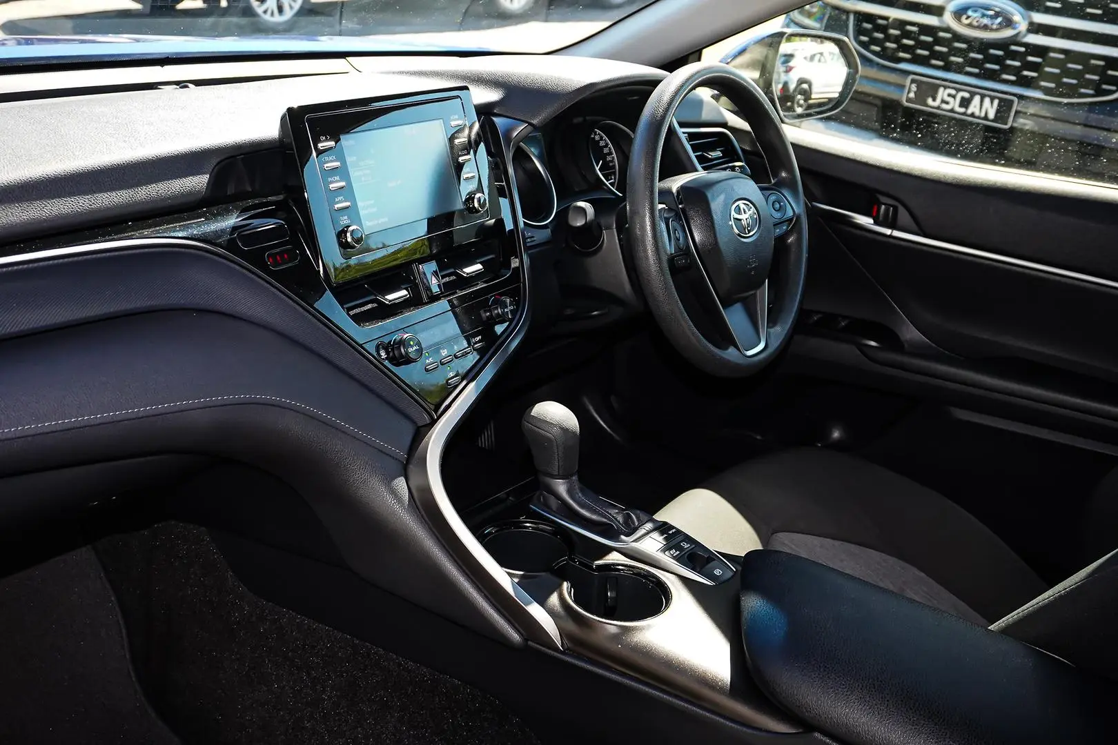 2024 Toyota Camry Gallery Image 9