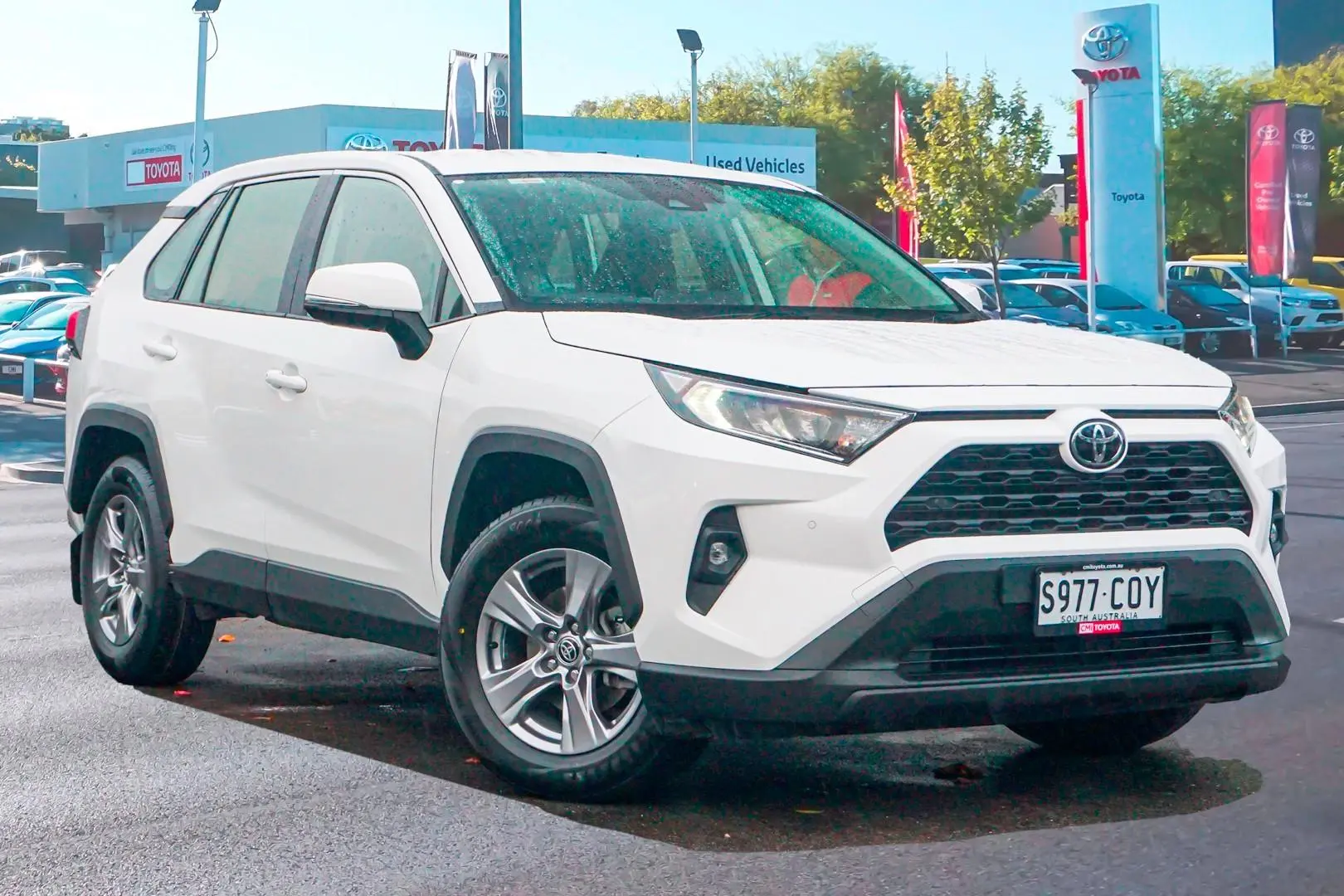 2022 Toyota RAV4 Gallery Image 1