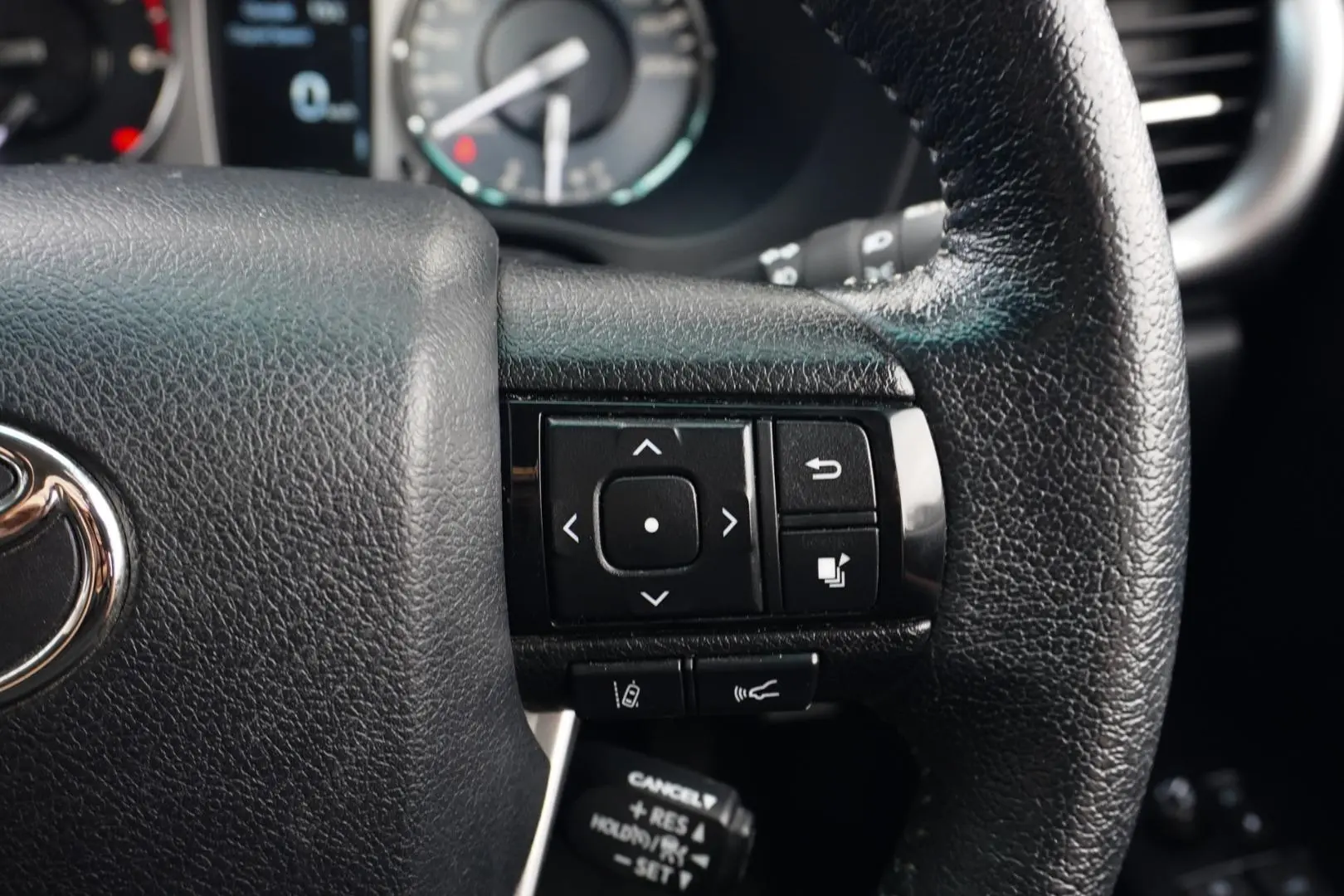 2022 Toyota Hilux Gallery Image 21