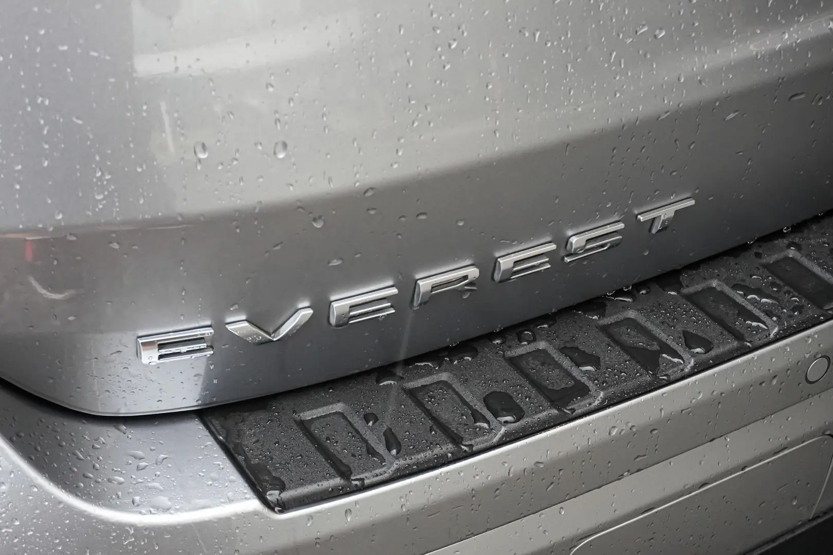 2024 Ford Everest Gallery Image 9