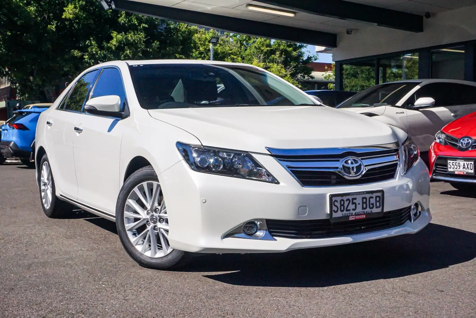 2015 Toyota Aurion Gallery Image 2