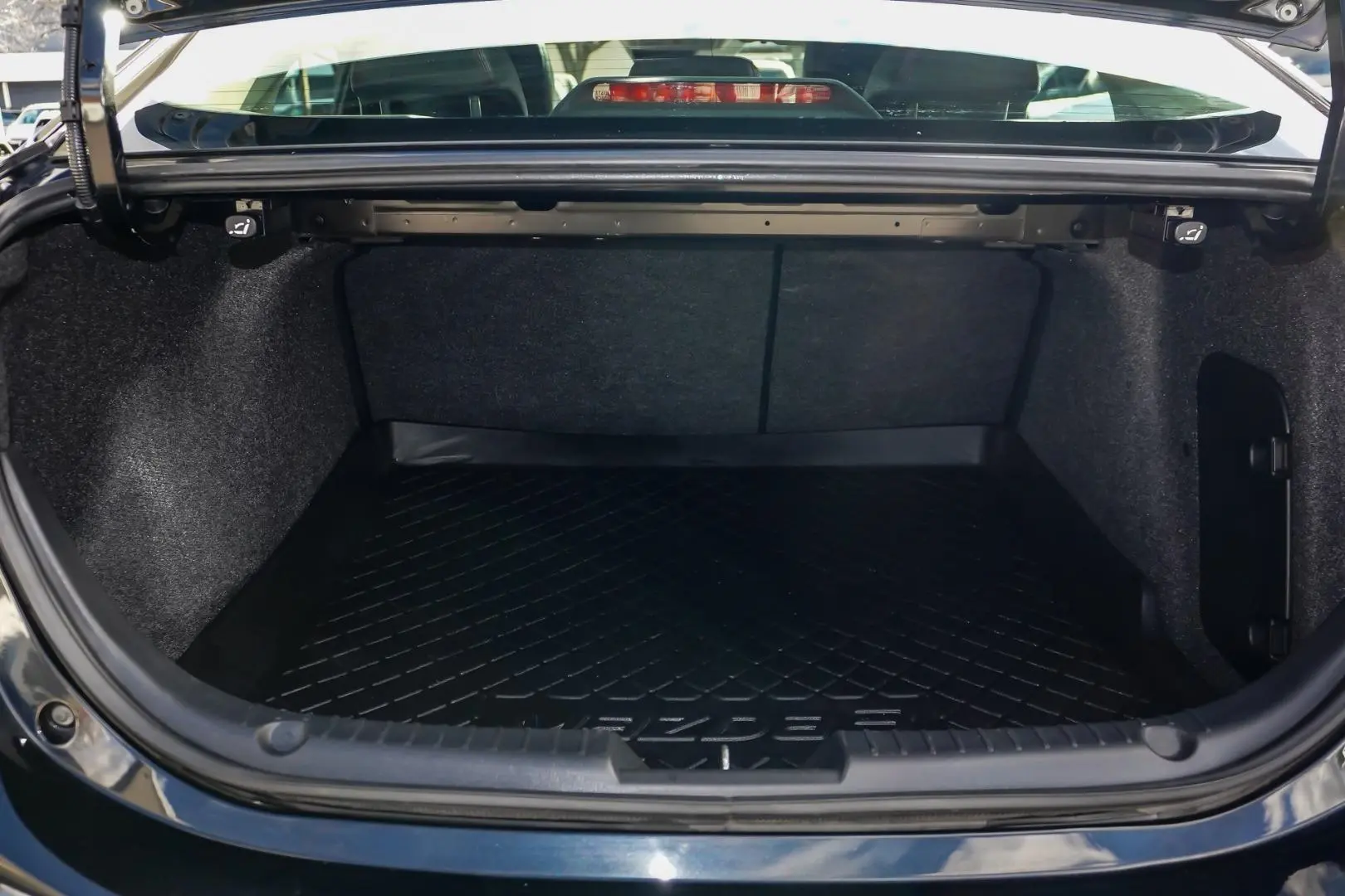2014 Mazda 3 Gallery Image 9