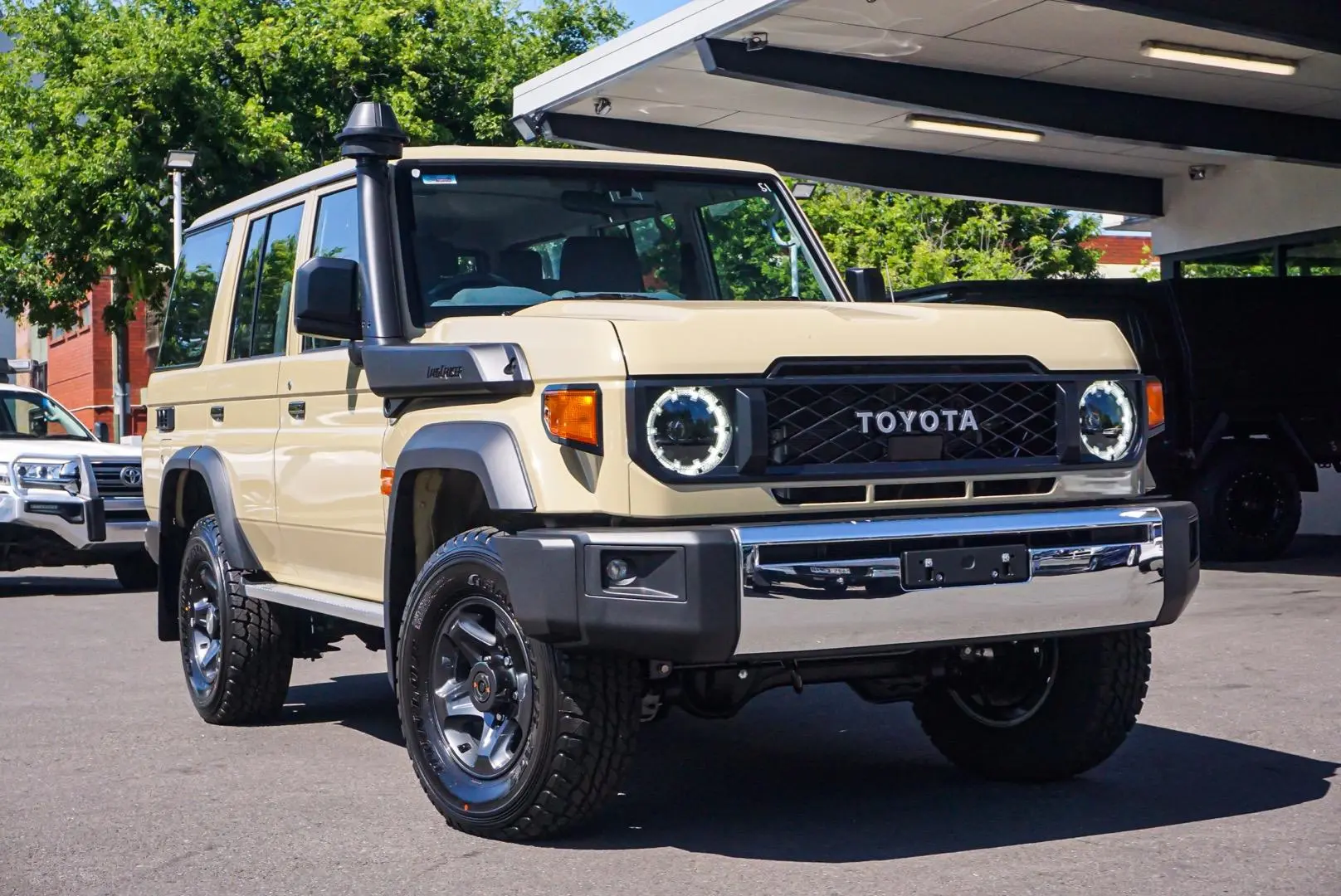 2024 Toyota Landcruiser Gallery Image 2