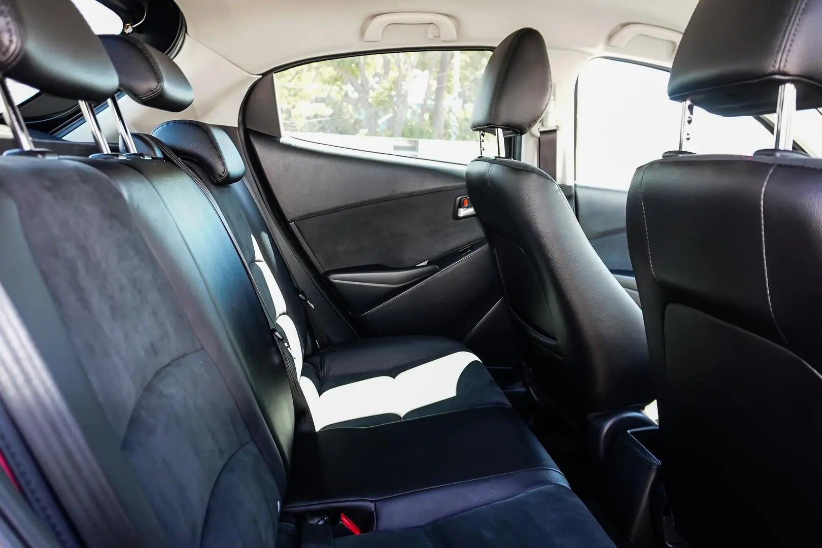 2023 Mazda 2 Gallery Image 8