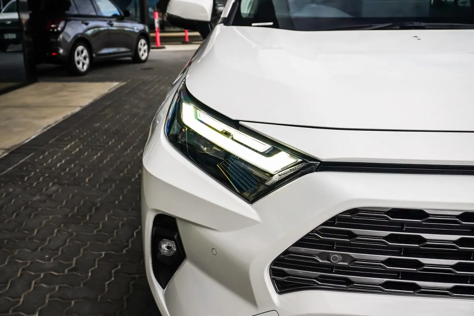 2024 Toyota RAV4 Gallery Image 13