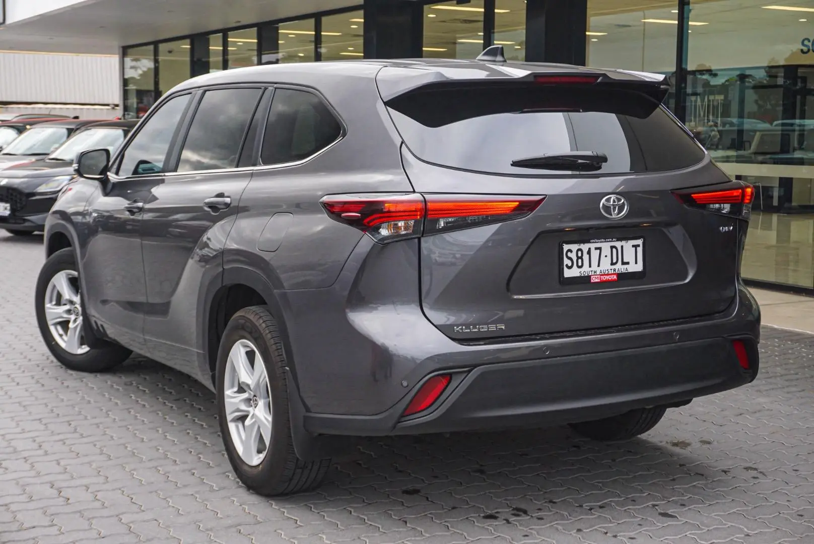 2025 Toyota Kluger Gallery Image 3
