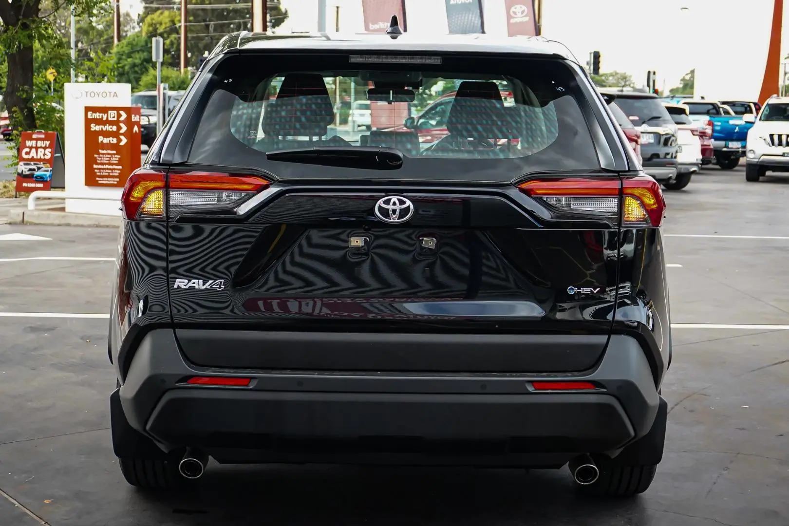 2025 Toyota RAV4 Gallery Image 6