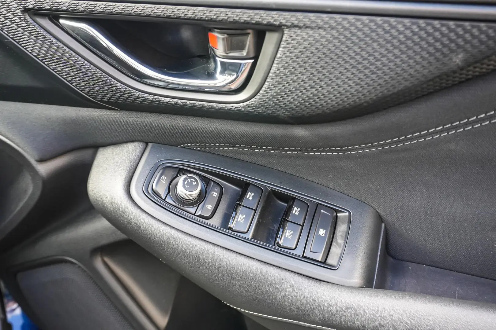 2020 Subaru Outback Gallery Image 17