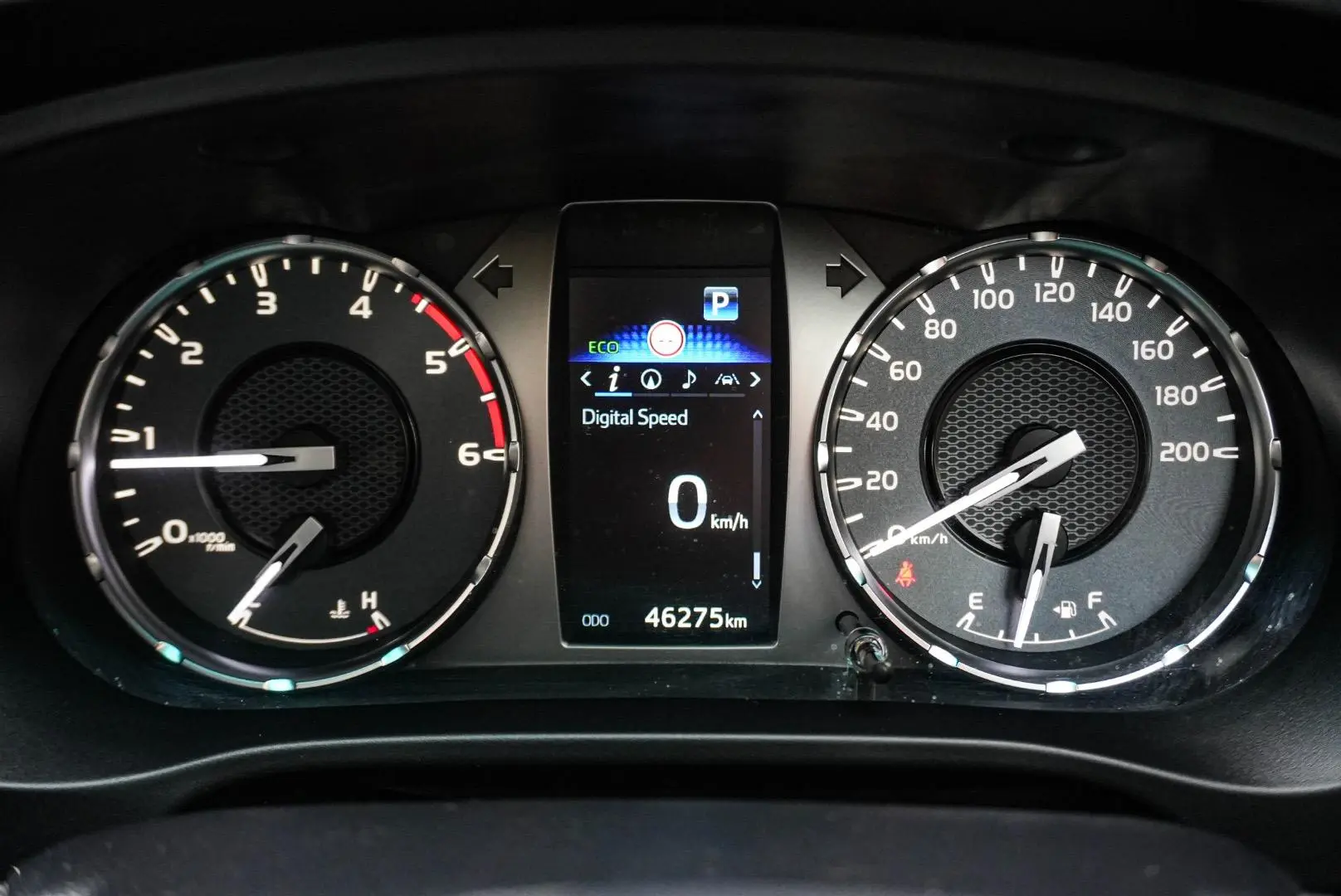 2022 Toyota Hilux Gallery Image 18
