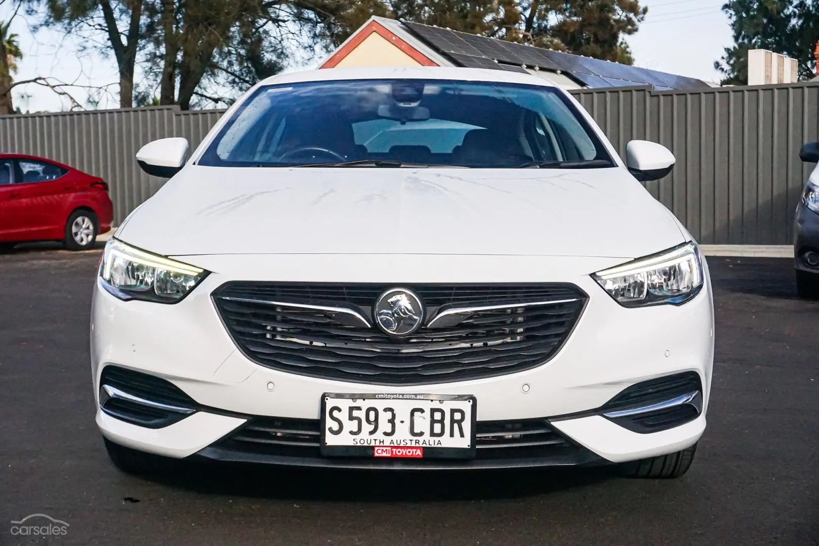 2018 Holden Commodore Image 5